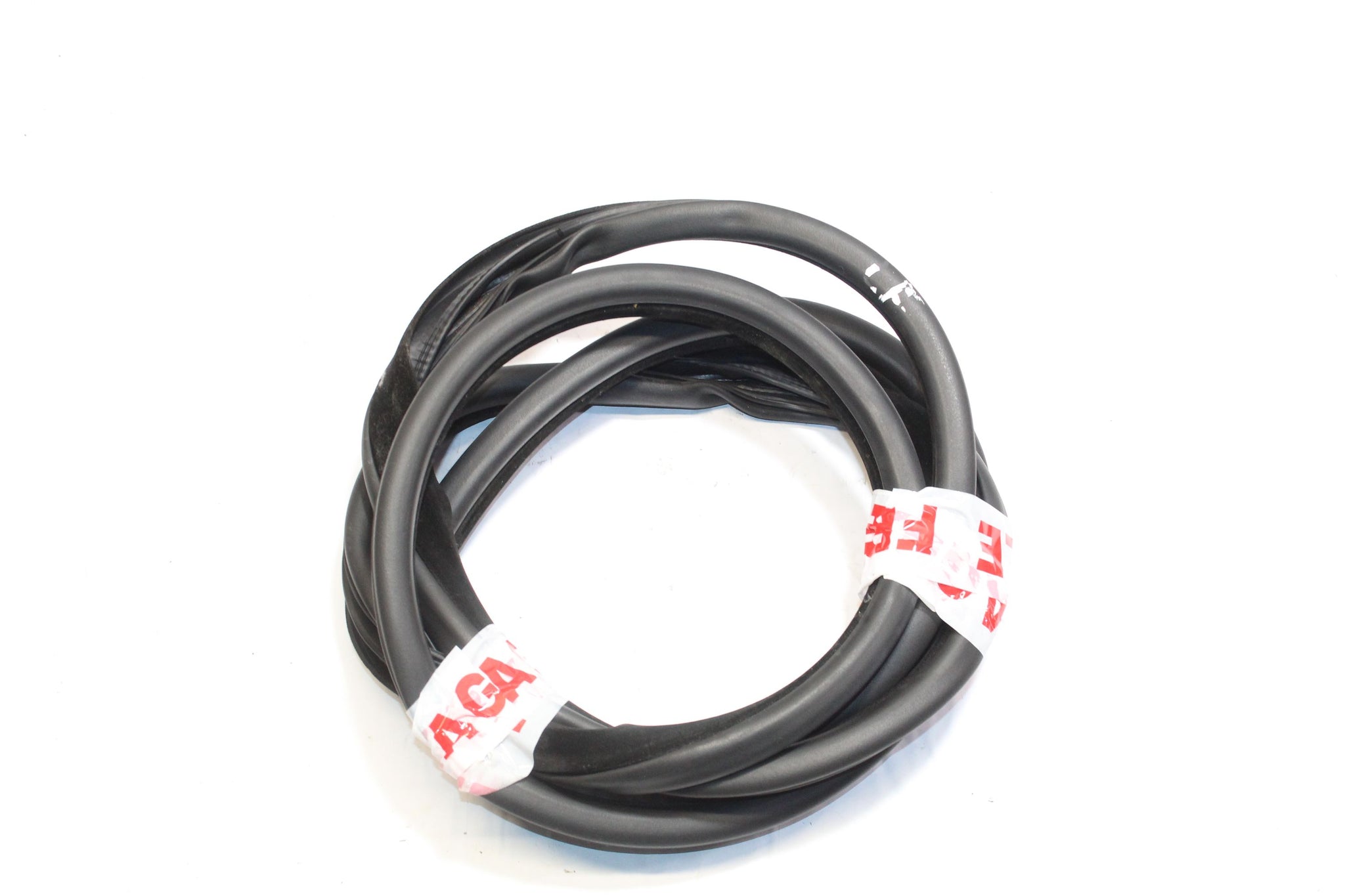 2011 RANGE ROVER EVOQUE Left side Front Door Seal Rubber