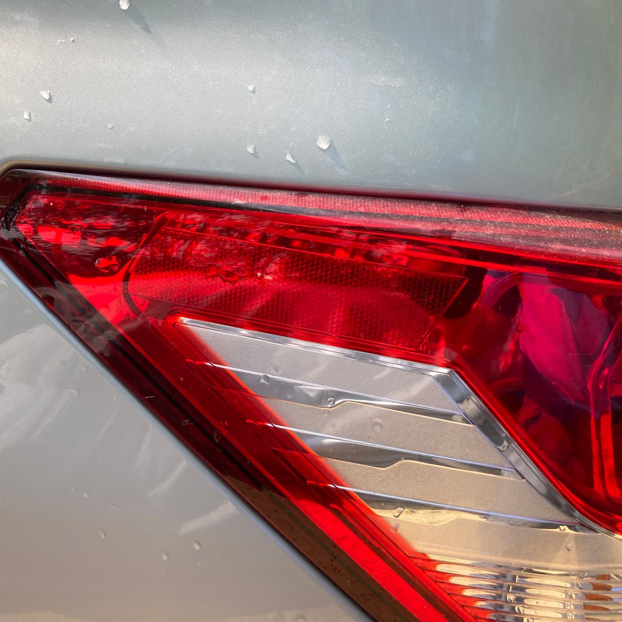 2018 SSANGYONG TURISMO LEFT SIDE REAR OUTER TAIL LIGHT