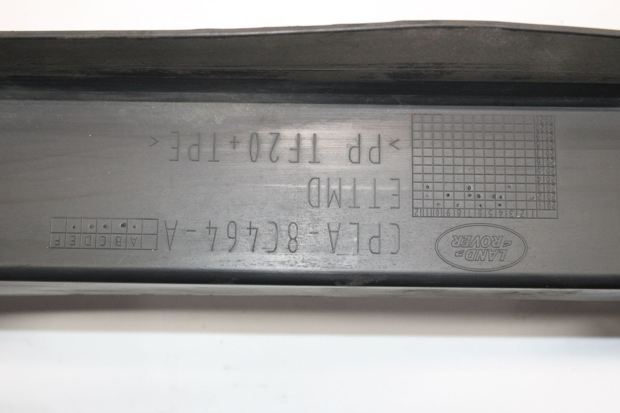 2014 RANGE ROVER VOGUE L405 Radiator Air Intake Guide Panel CPLA-8C464-A
