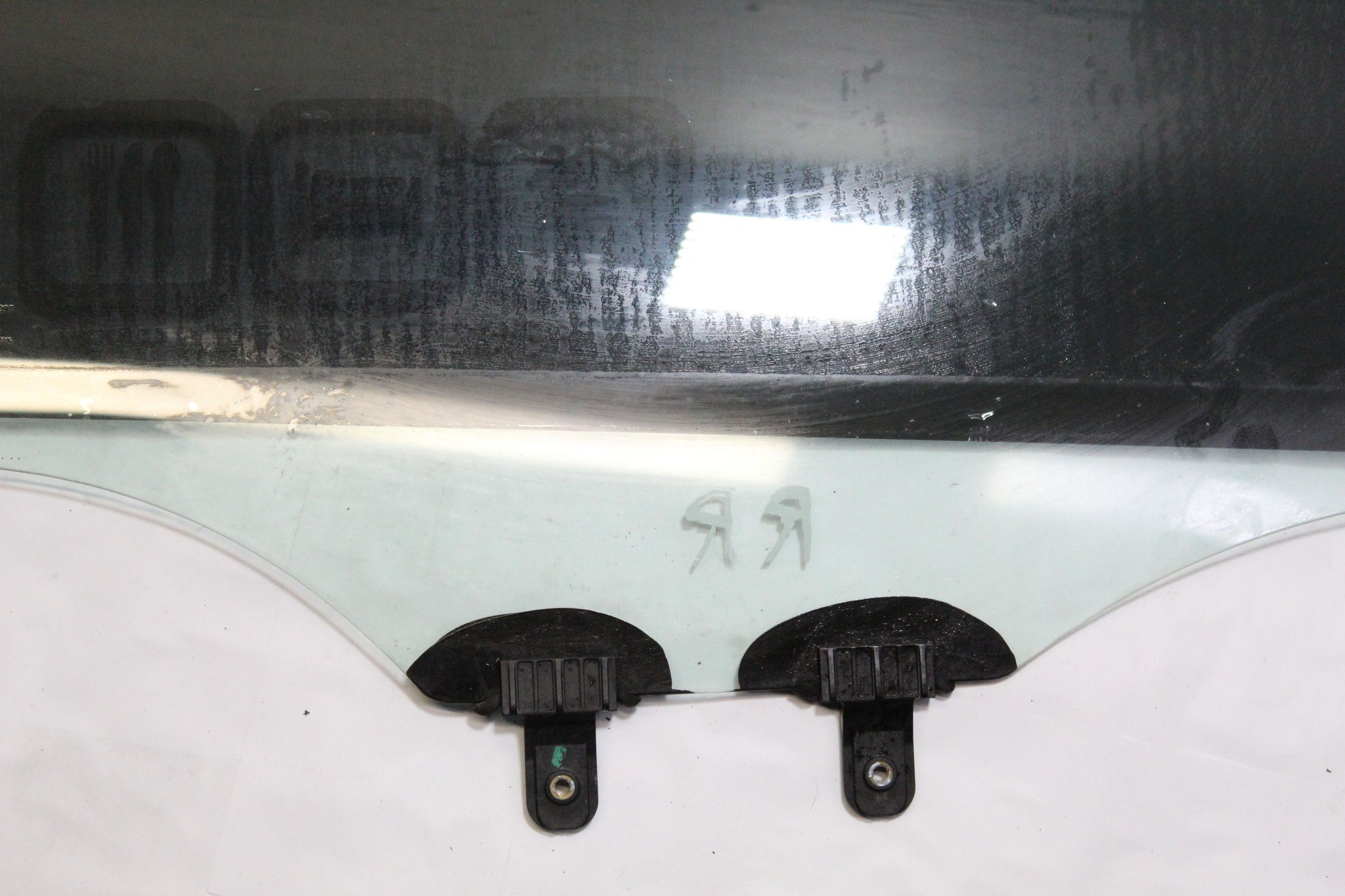 2017 HYUNDAI I20 Right side Rear Door Window Glass