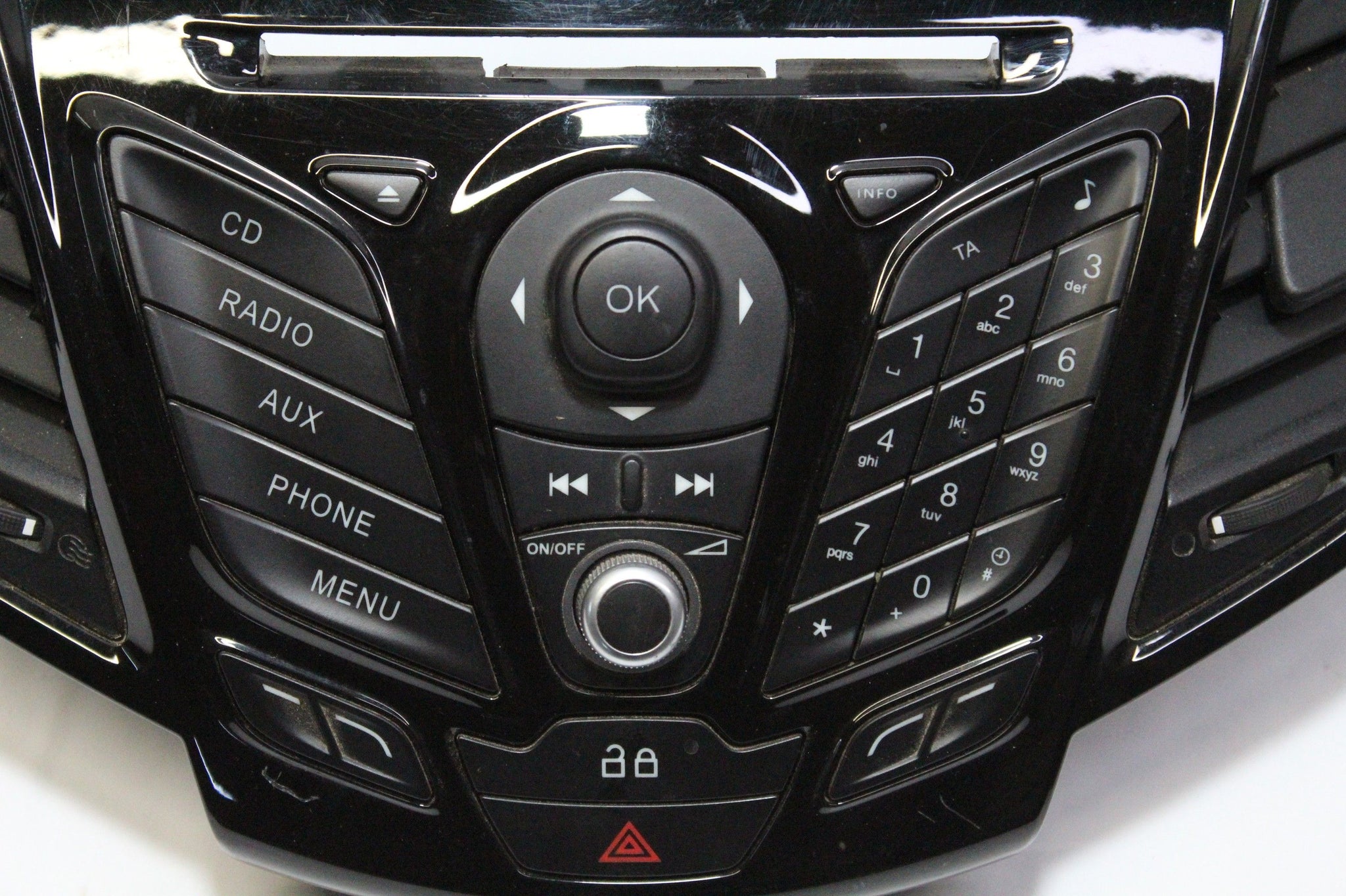 2013 FORD FIESTA Radio CD Control Panel Facia Air Vents 8A6118A802BJW