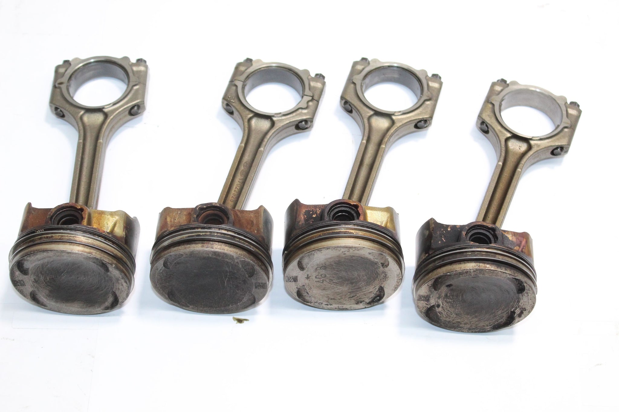 2017 HYUNDAI I30 MK3 1.4 Petrol G4LD Piston with CONROD 17022328 set of 4