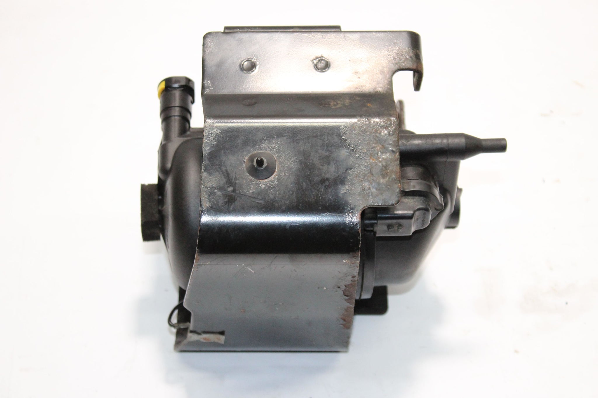 2016 RANGE ROVER EVOQUE 2.0 FUEL FILTER HOUSING