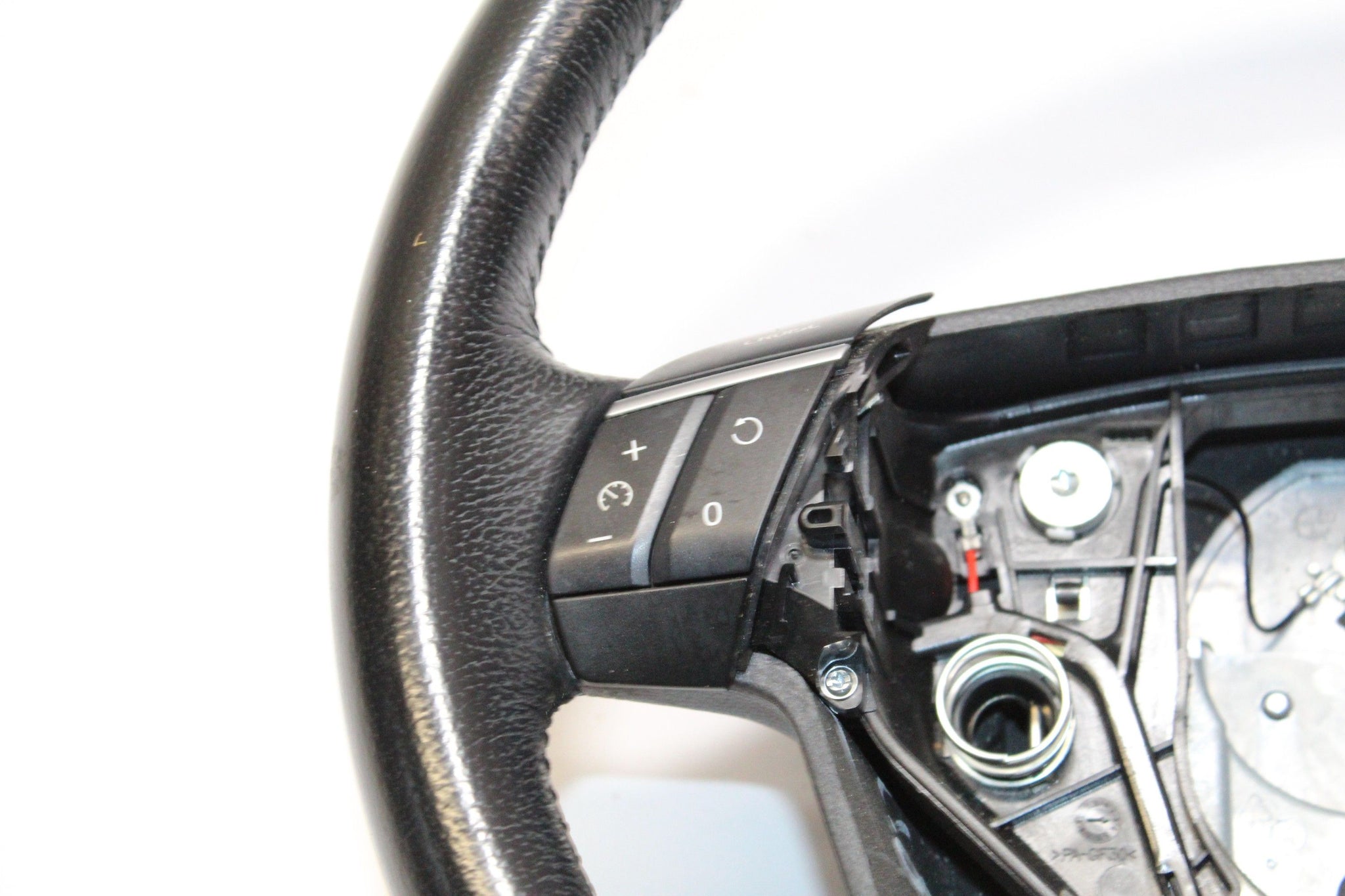 2010 Volvo XC90 steering wheel multifunction