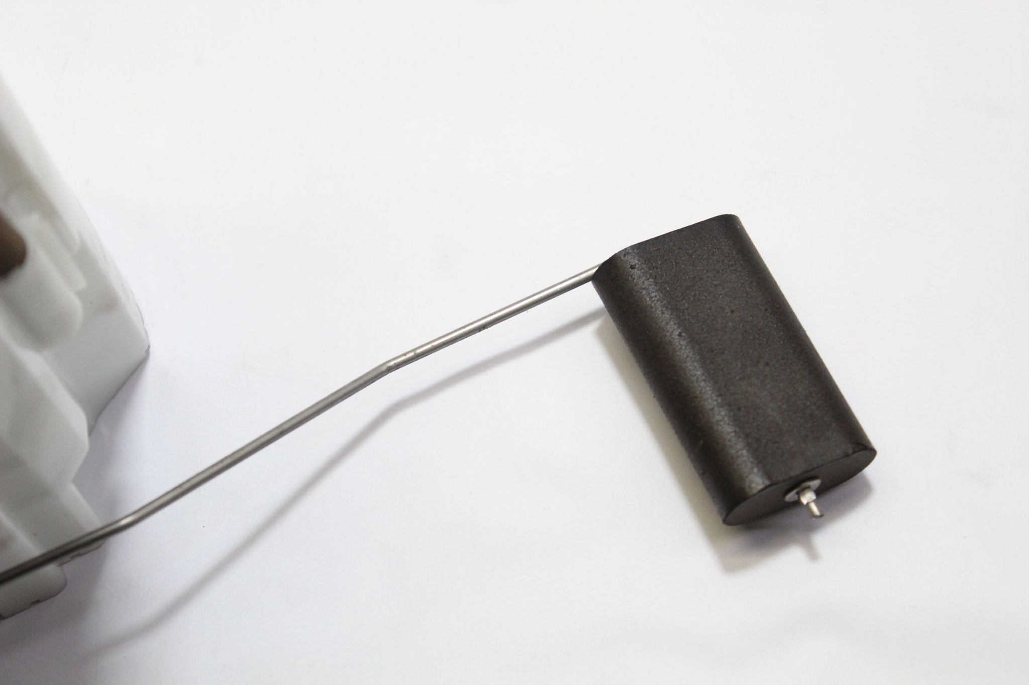 2015 FORD FIESTA 1.0 FUEL PUMP SENDER UNIT C1B1-9H307-AE