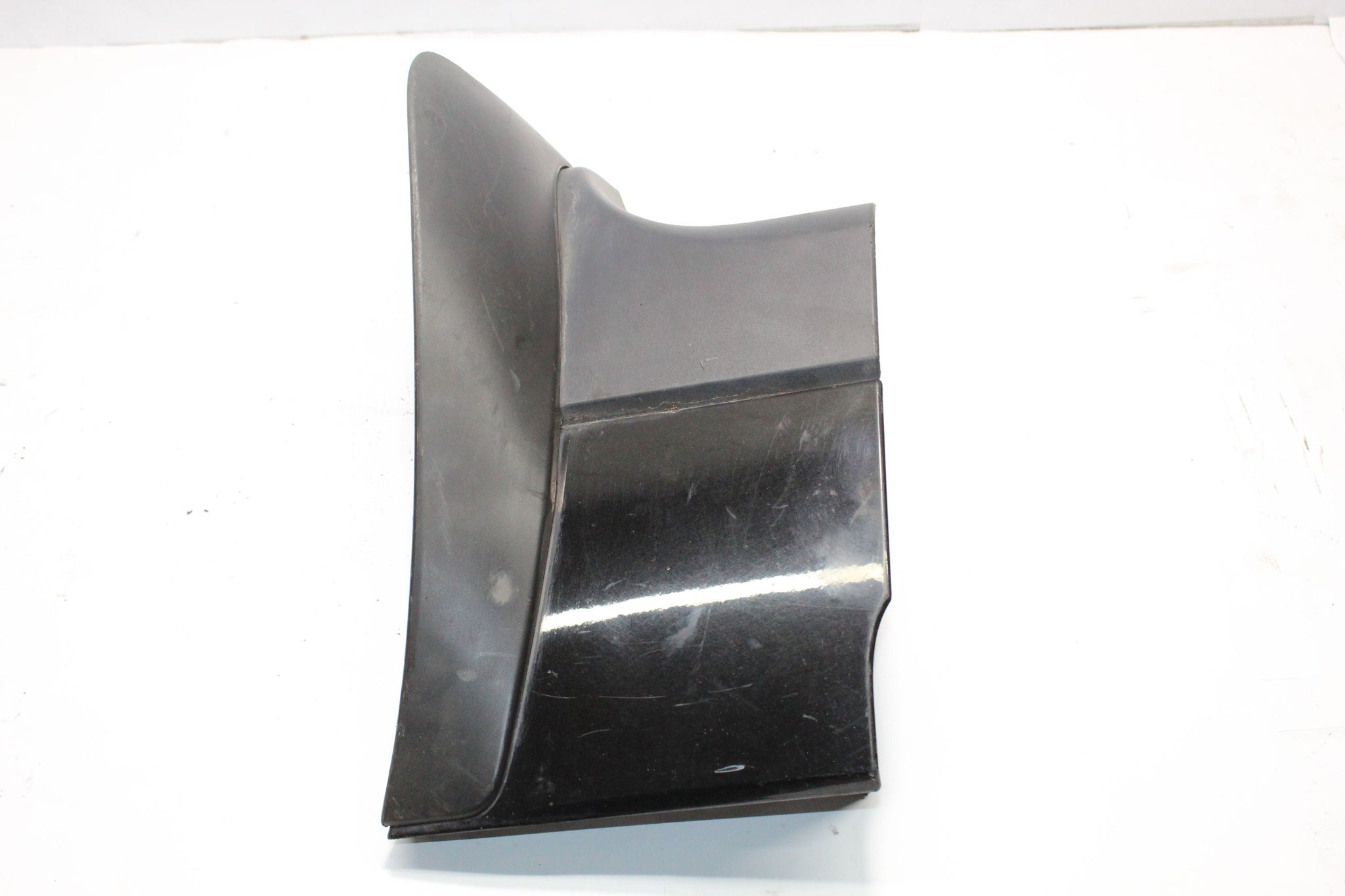 RANGE ROVER VOGUE L405 RIGHT SIDE FRONT LOWER WING TRIM MOULDING CK5M16D054AC