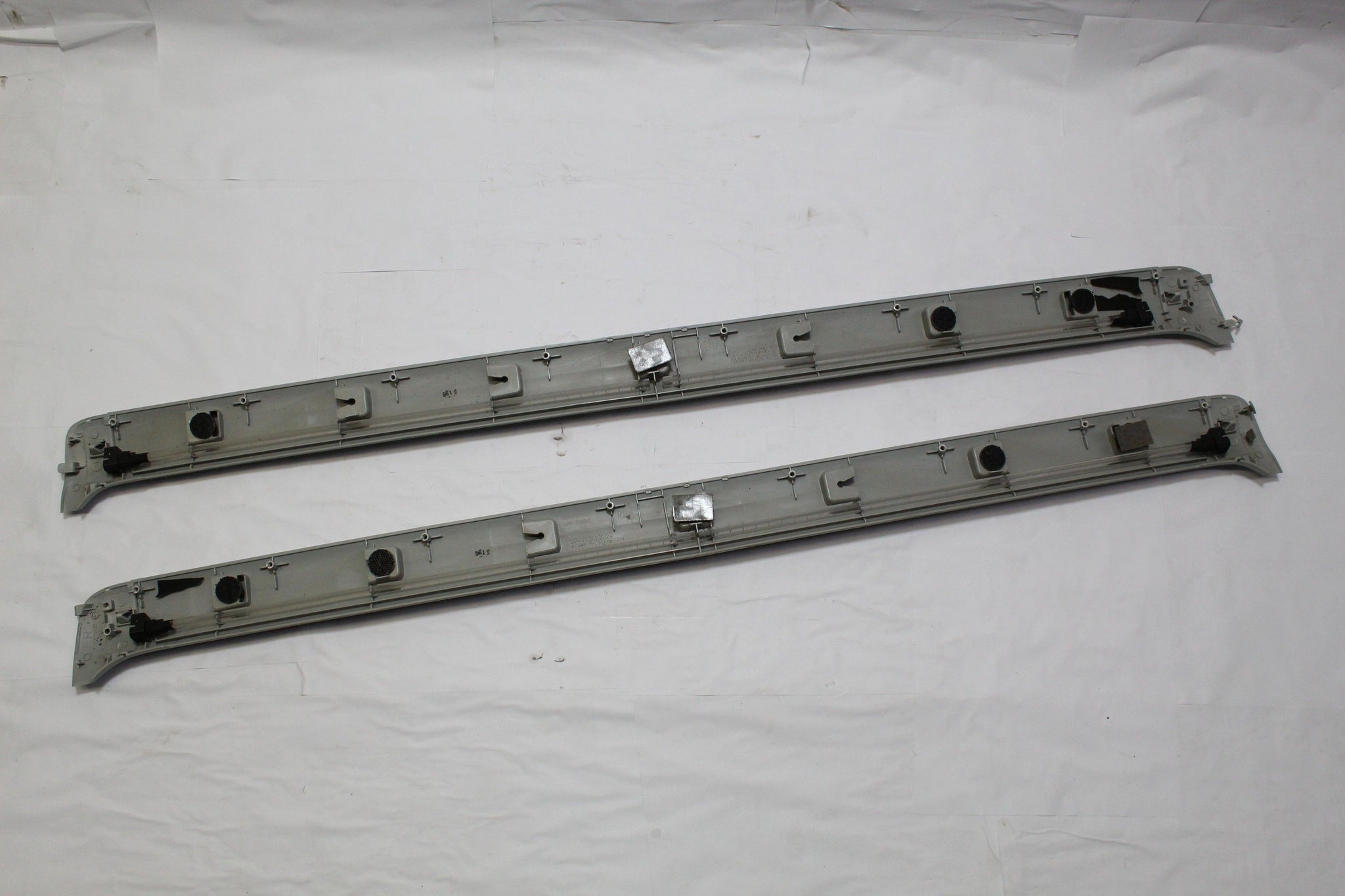 2015 MITSUBISHI ASX Panoramic Glass Trim Molding Pair 7200B273ZZ 7200B268ZZ