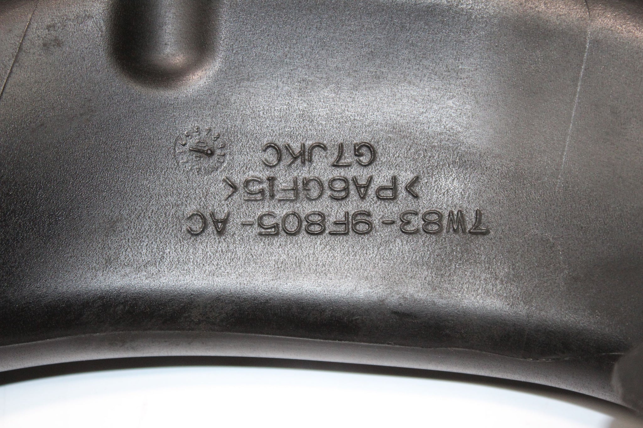 2007 JAGUAR XKR X150 4.2 Air Intake Pipe 7W83-9F805-AC 7W83-9B660-AC