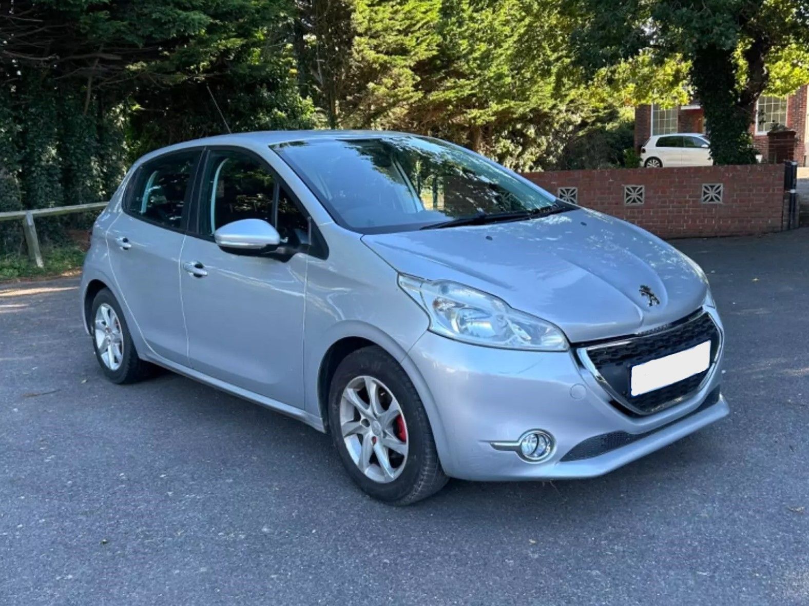 2013 PEUGEOT 208 1.2 BREAKING FOR PARTS