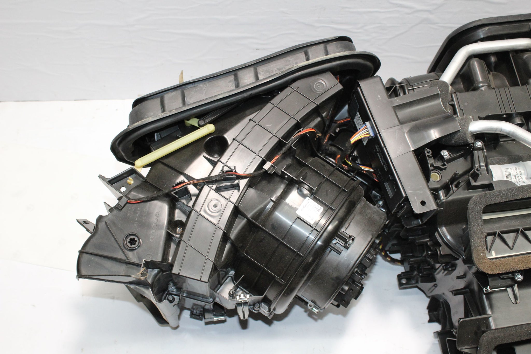 2015 VOLVO XC90 MK2 2.0 Diesel Climate Heater Matrix Box