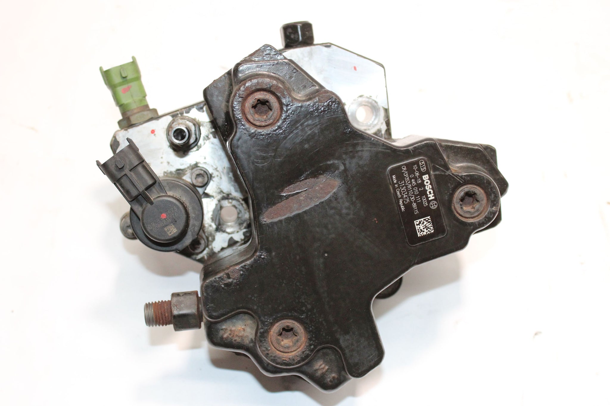2010 VOLVO XC90 2.4 Diesel High Pressure Fuel Pump 31303475