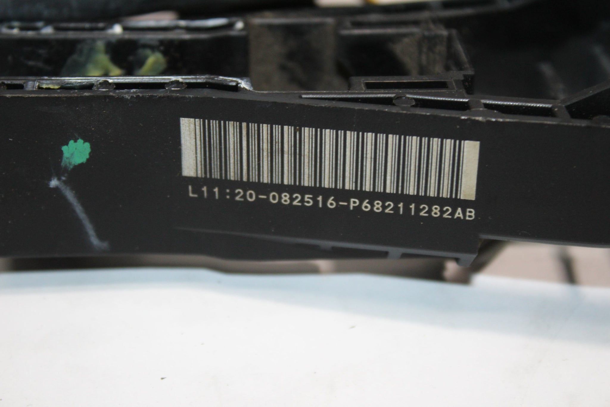 2017 MASERATI GHIBLI Left side Front Door Lock 670100891
