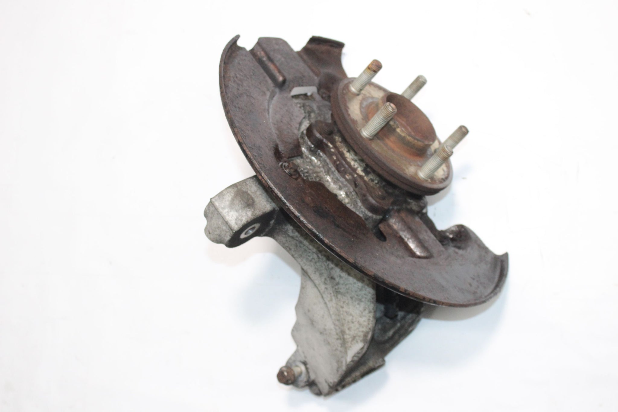 2013 VOLVO V40 2.0 AUTO LEFT SIDE FRONT HUB