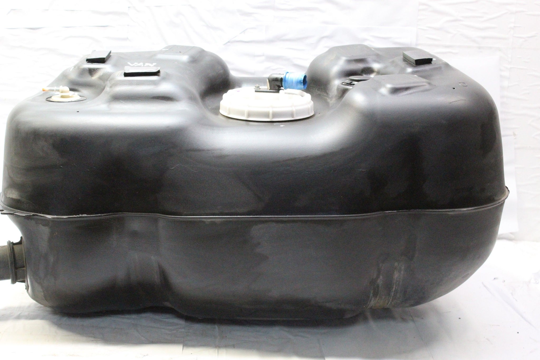 2017 PEUGEOT BOXER 335 2.0 Diesel Fuel Tank with Fuel Sender