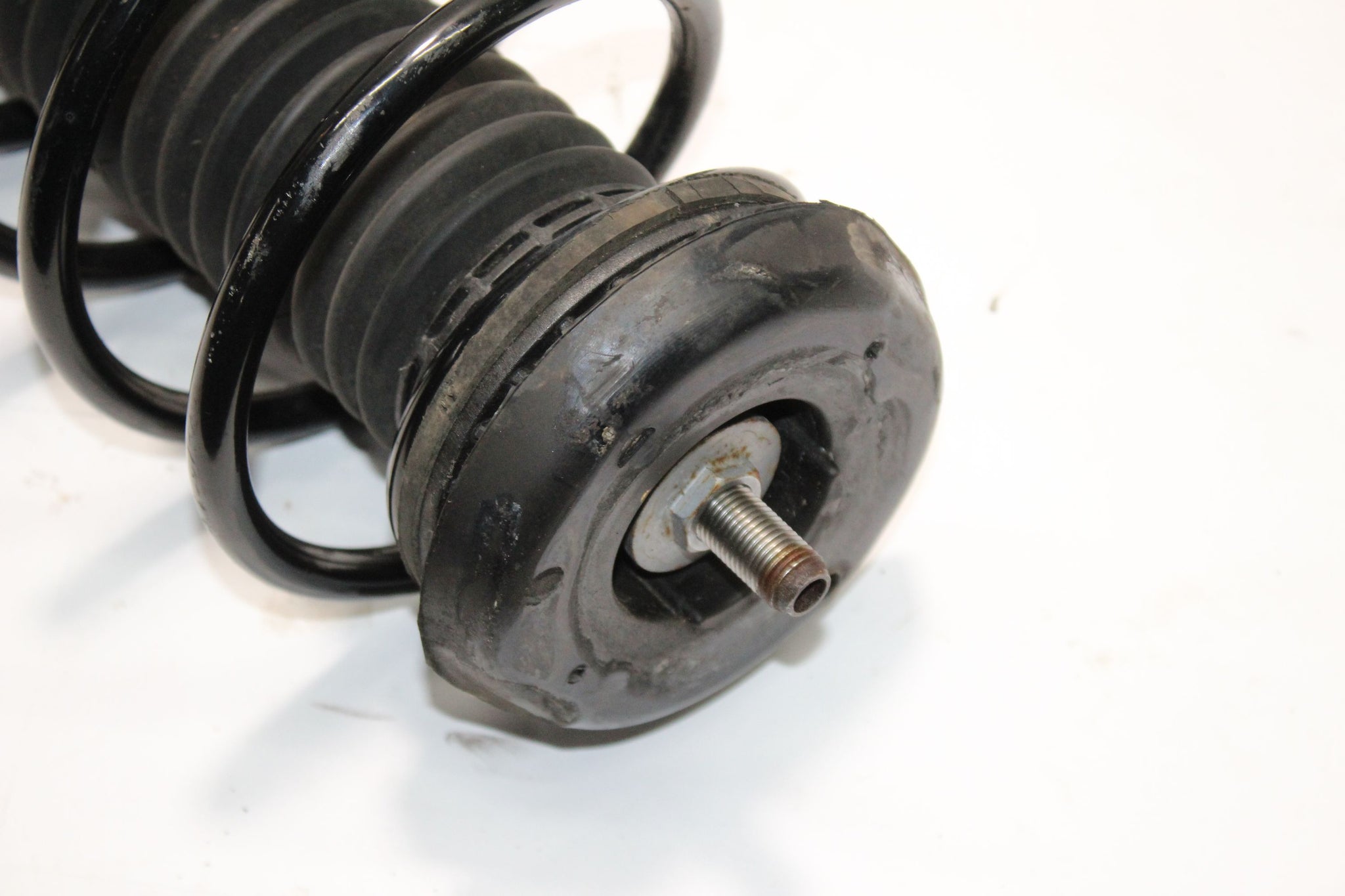 2018 CITROEN C3 MK3 1.2 Left side Front Suspension Leg 9811371280