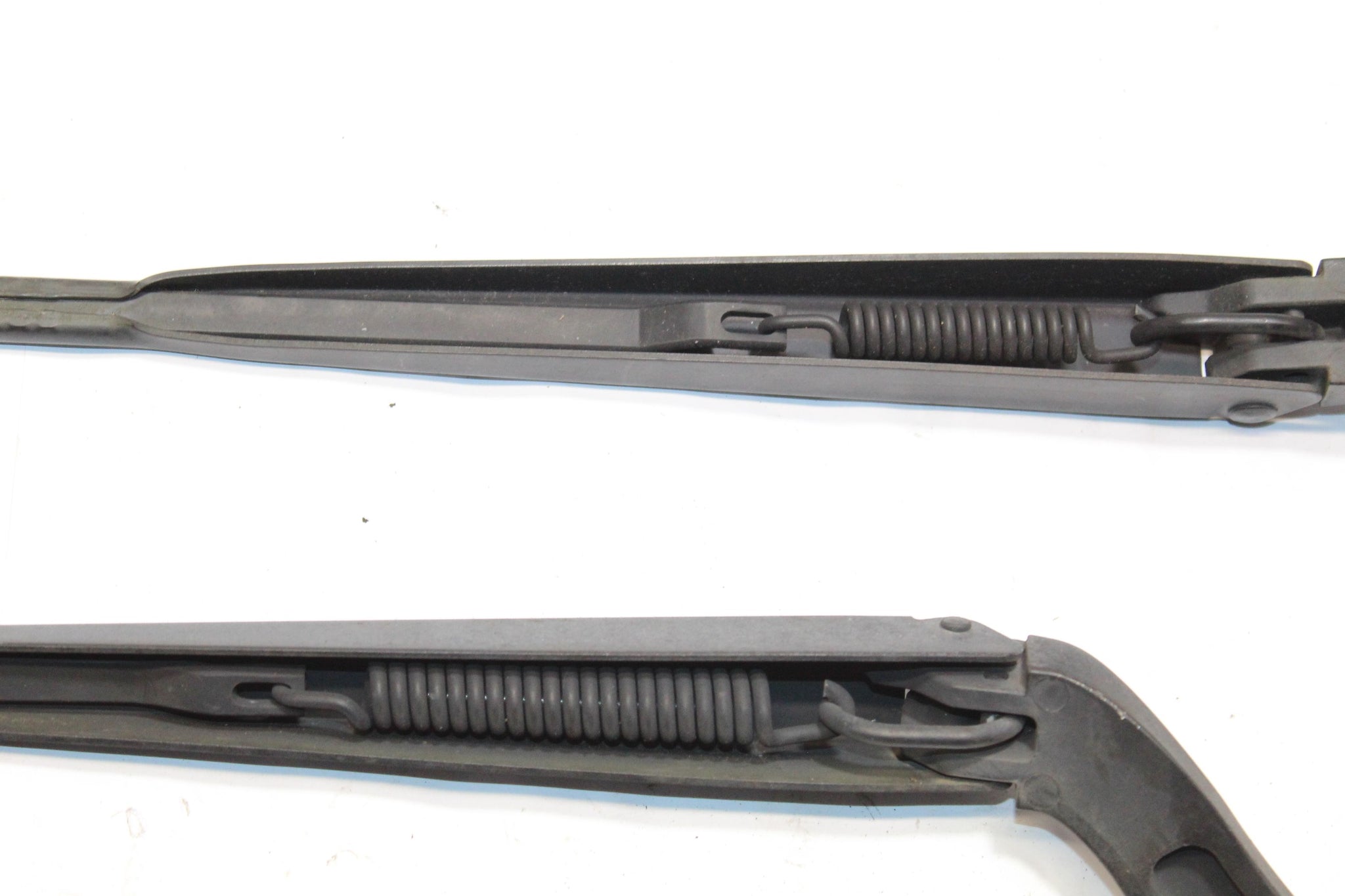 2016 SMART FORFOUR W453 Wiper Arm Pair