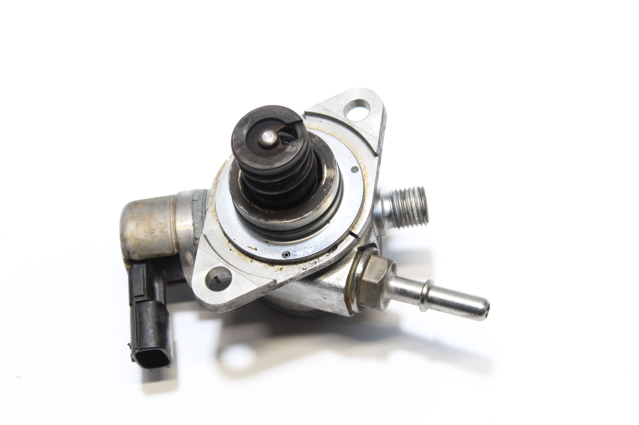 2014 NISSAN JUKE F15 1.2 Petrol High Pressure Fuel Pump 166304016R