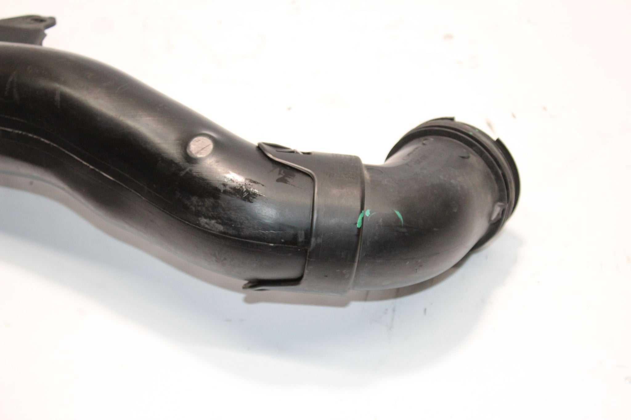 2014 PEUGEOT 5008 1.6 Air Intake Pipe 9684318180