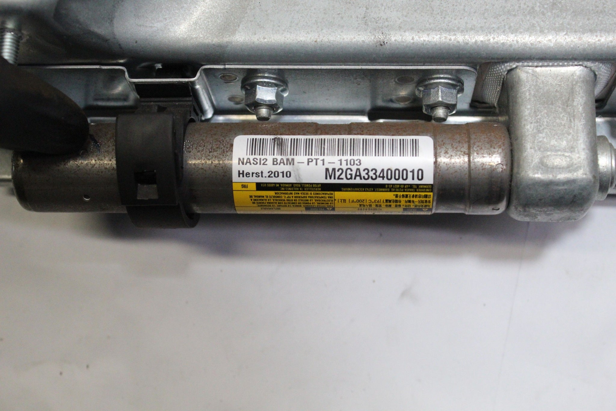 Mercedes C Class W204 Front Driver side Knee Airbag 2048602002