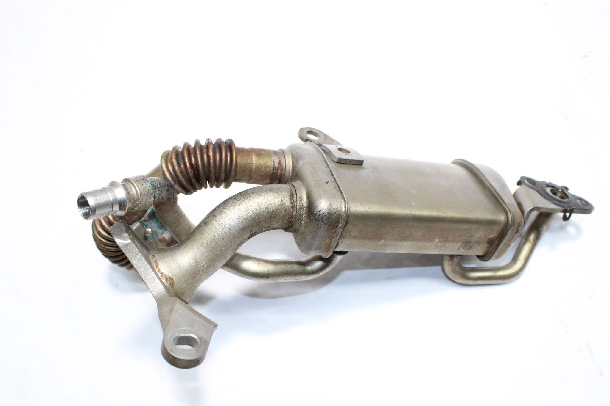 2016 NISSAN JUKE F15 1.5 EGR Cooler 147357324R