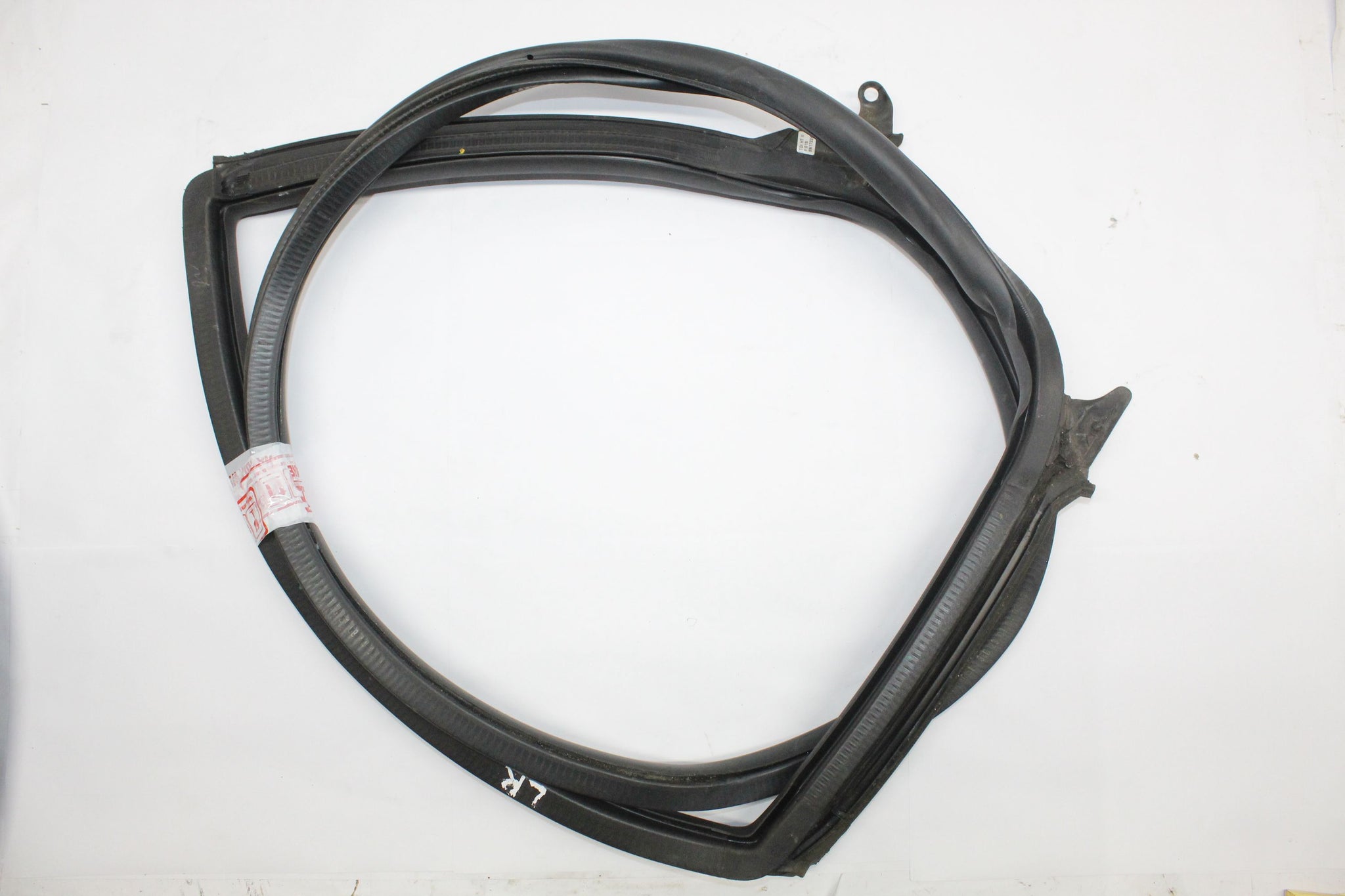2014 AUDI A5 Left side Rear Door Seal Rubber