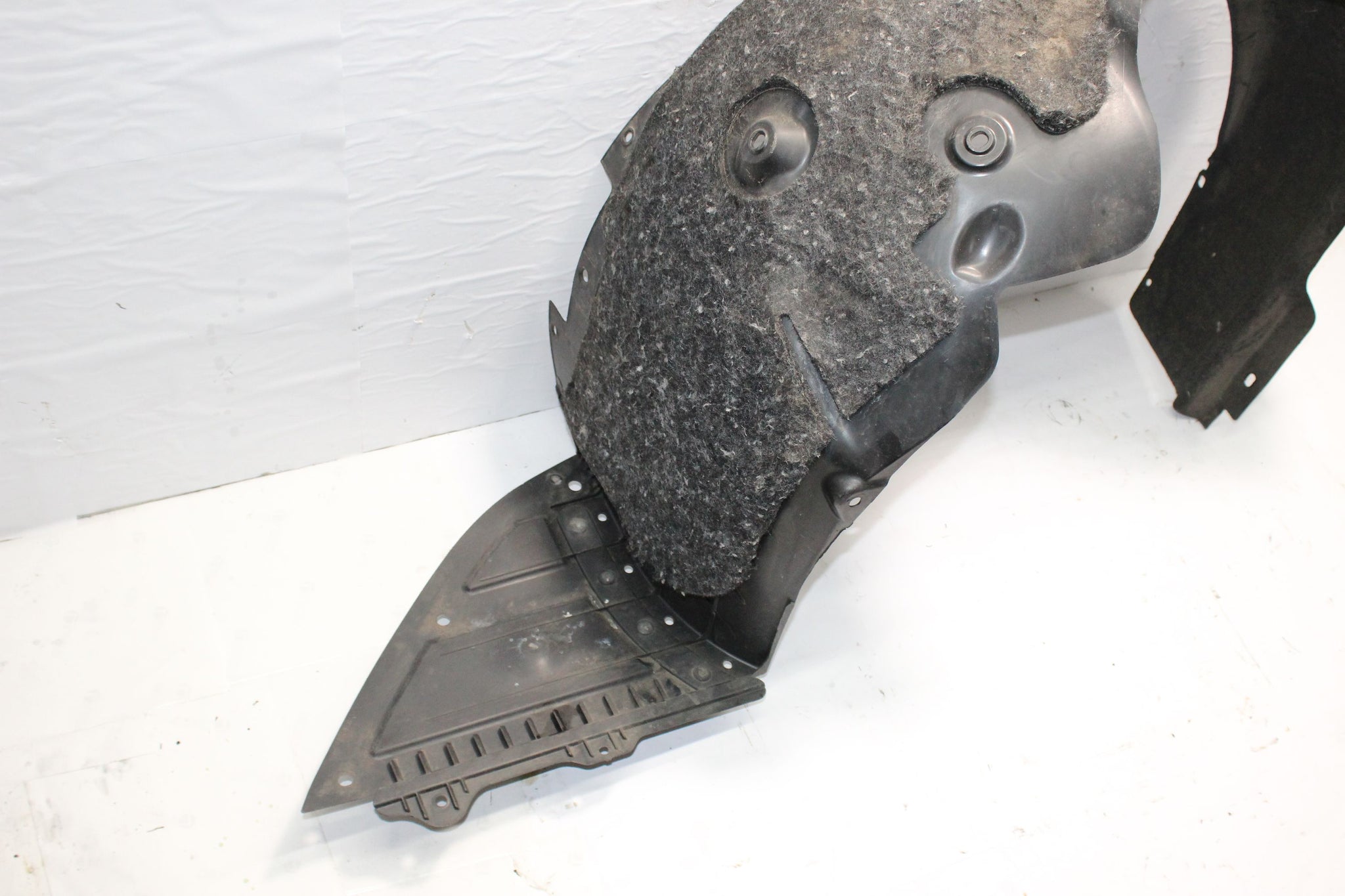 2019 HYUNDAI I40 Right side Front Splash Guard 86816-3Z000