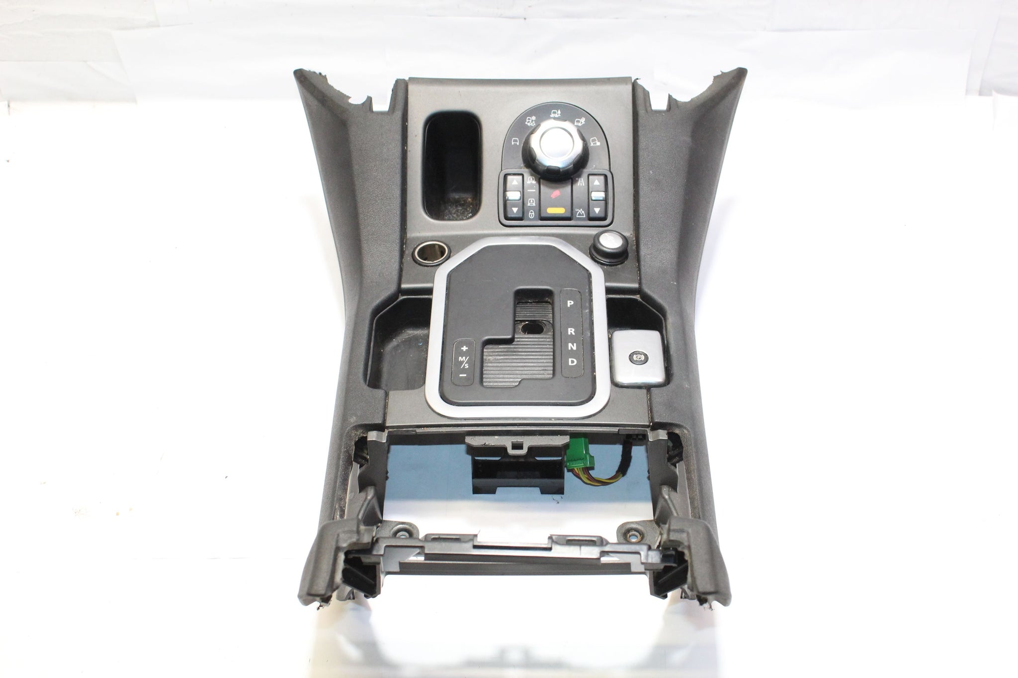 2010 LAND ROVER DISCOVERY 4 Gear Selector Surround Panel