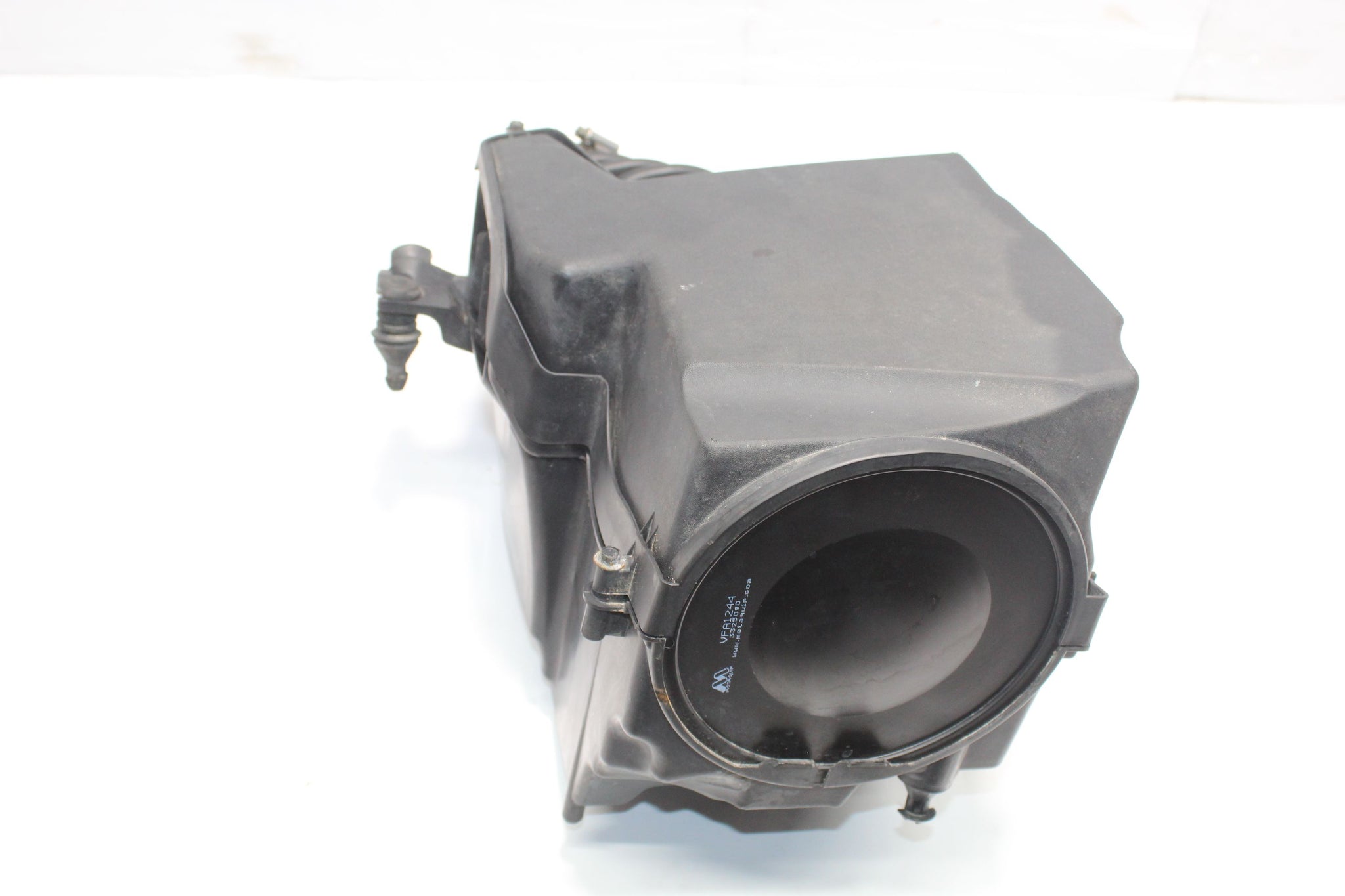 2015 VOLVO V40 1.6 Air Filter Box MAF Sensor AV61-9600