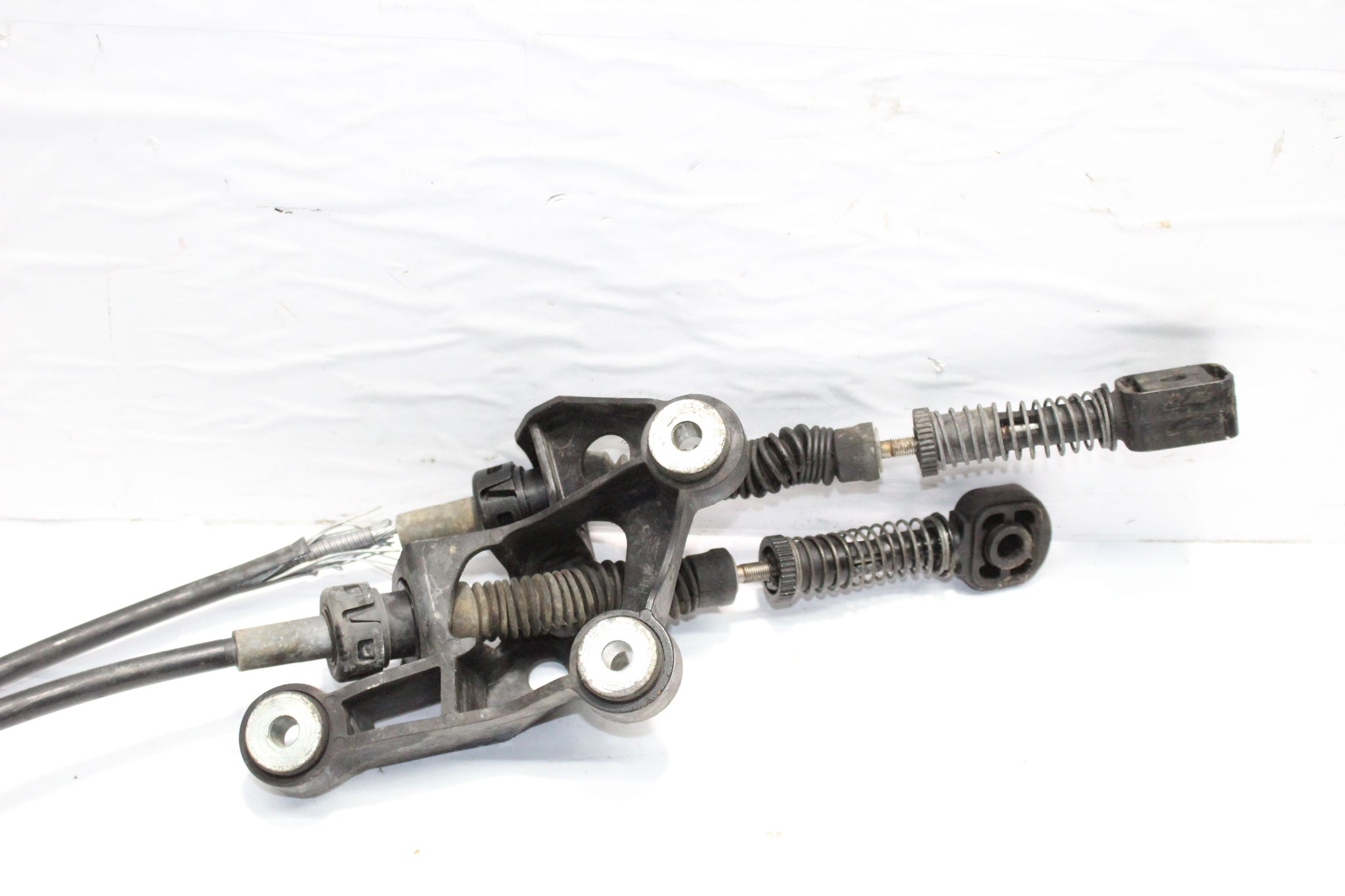 2011 AUDI A1 1.4 MANUAL 6 Speed Gear Selector Cable Linkage 6Q0711049