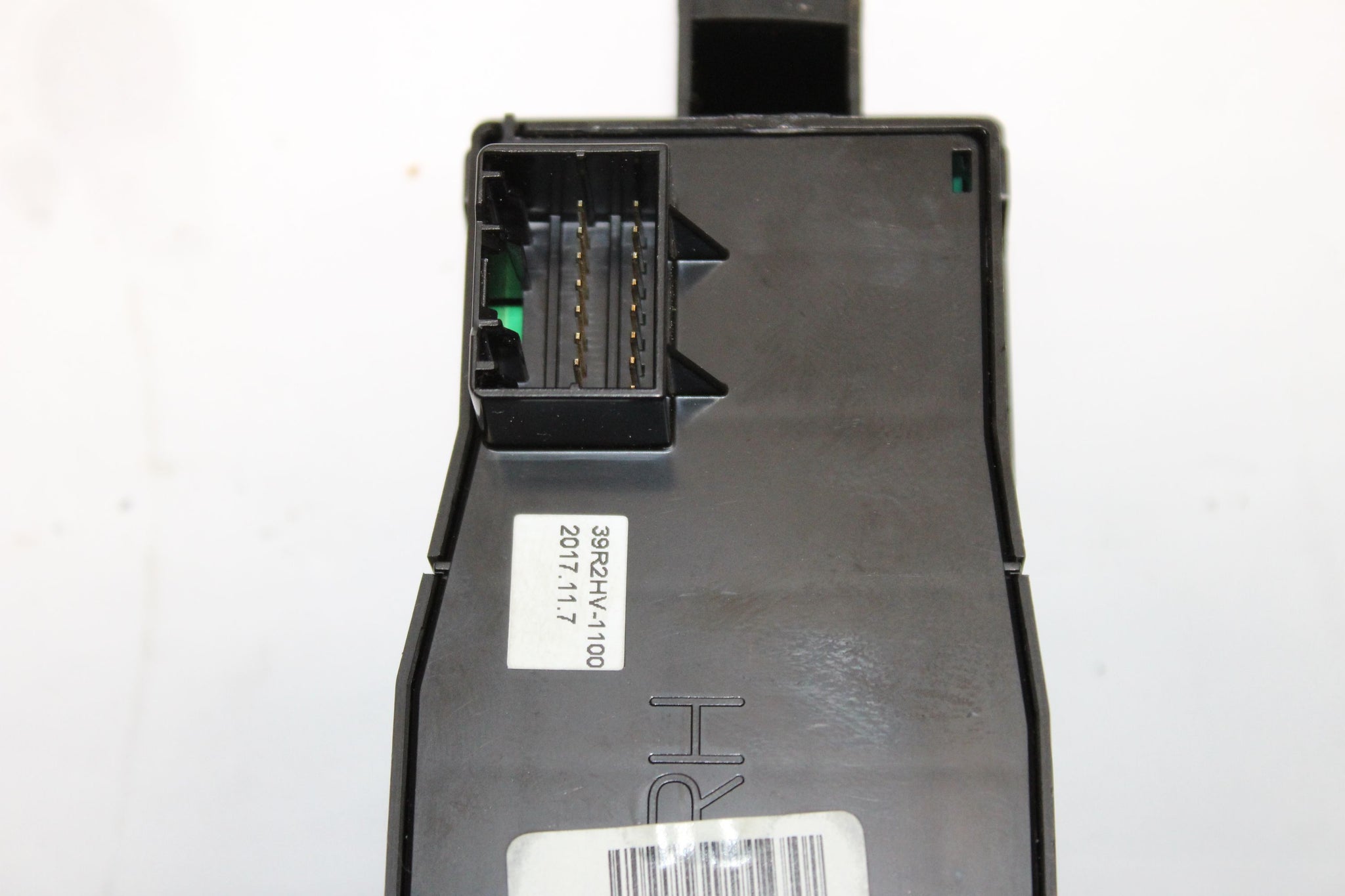 2019 HYUNDAI I40 Parking Brake and Auto Hold Switch Panel 93766-3Z540
