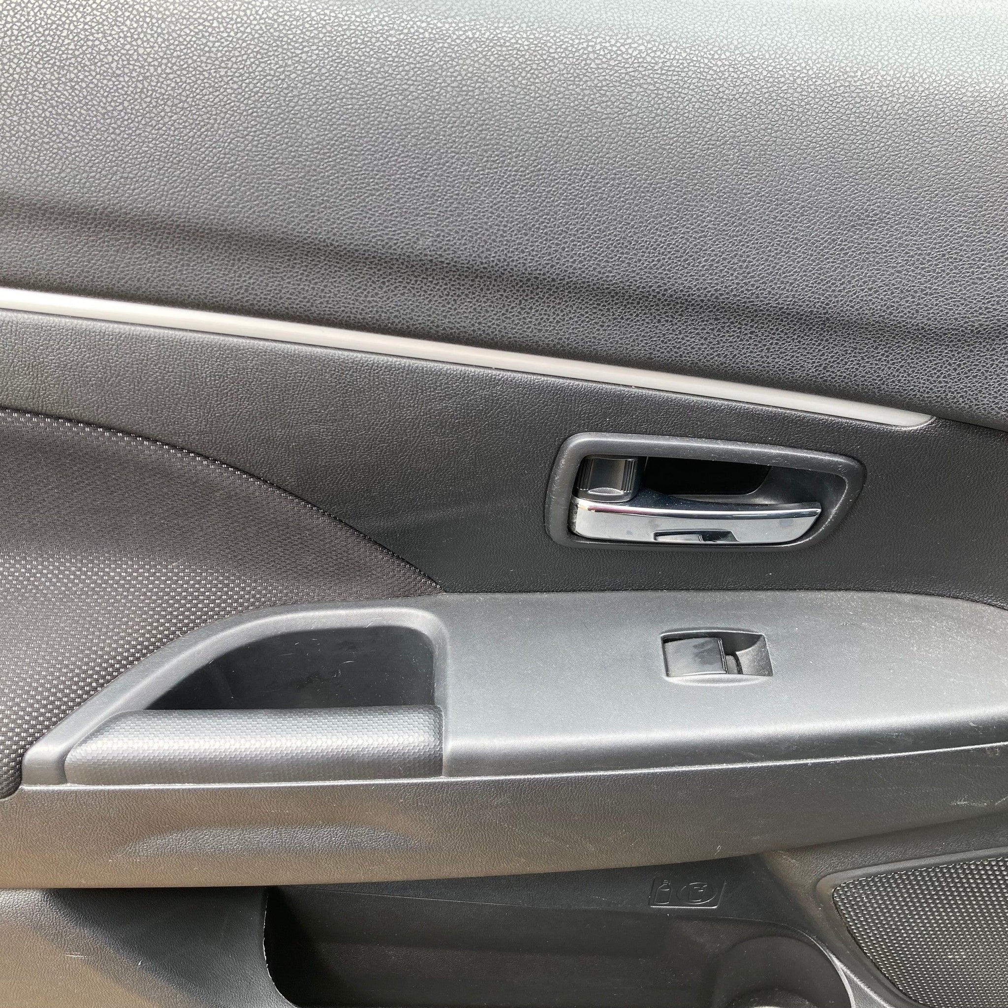 2010 MITSUBISHI ASX Passenger side Front Complete Door GREY