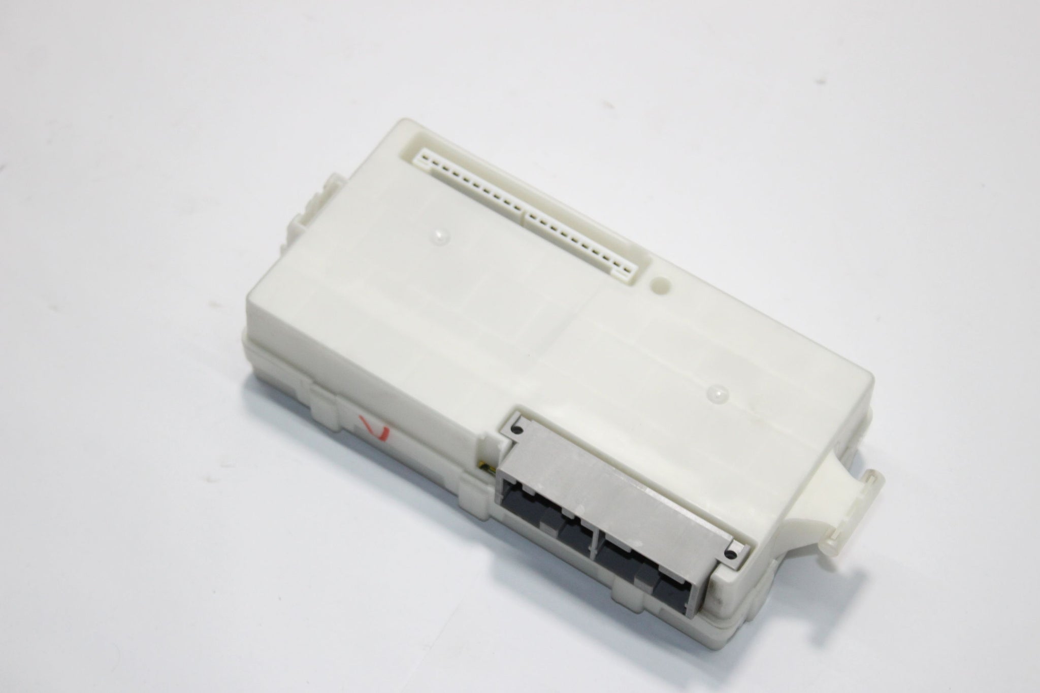 2013 MITSUBISHI MIRAGE 1.2 Fuse Box Convenience Module 18637A907 8637A907
