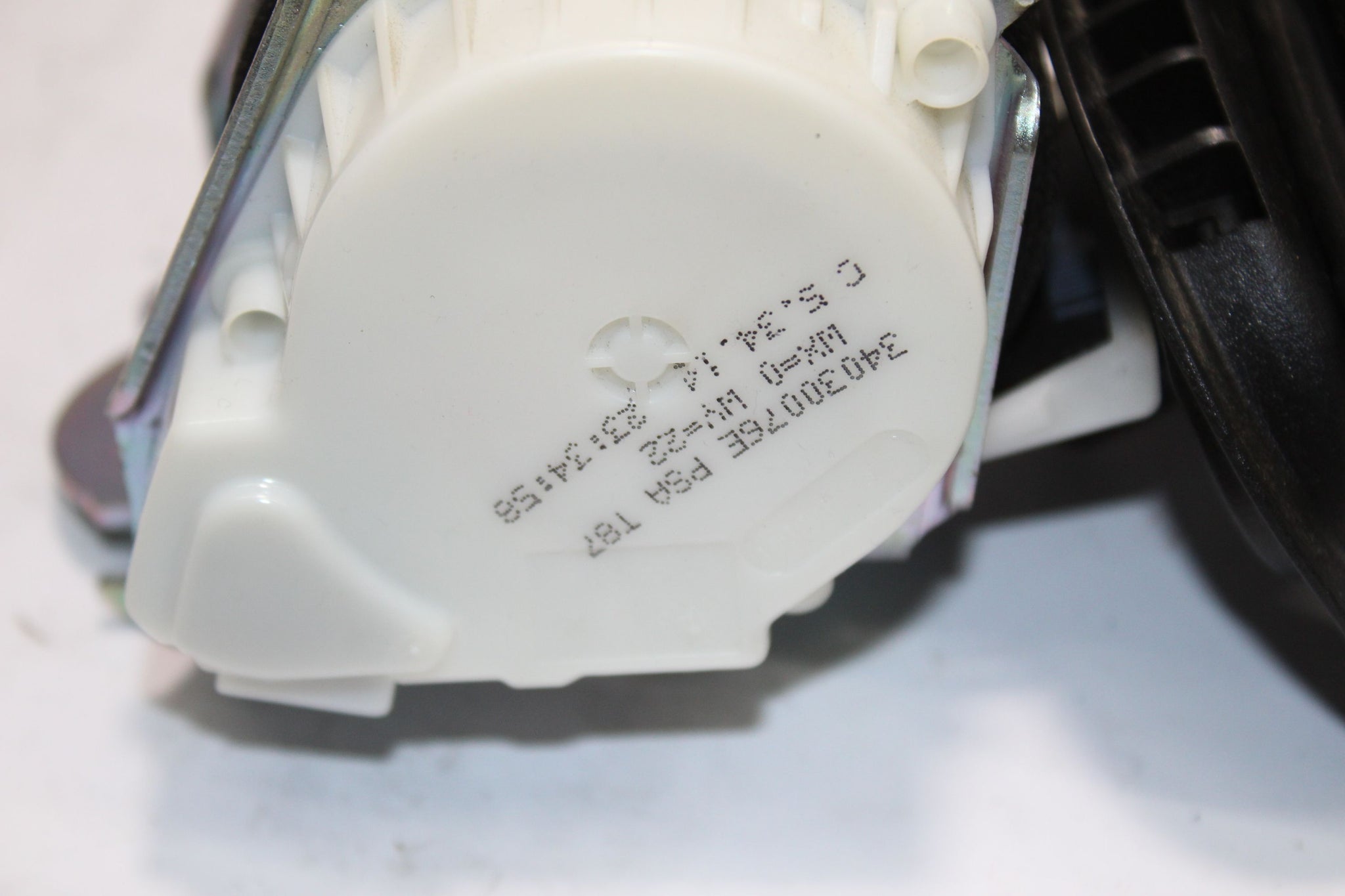 2014 PEUGEOT 5008 Third Row Right side Rear Seat Belt 34030076E