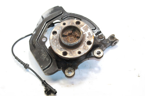 2016 SMART FORFOUR W453 1.0 Left side Front Wheel Hub