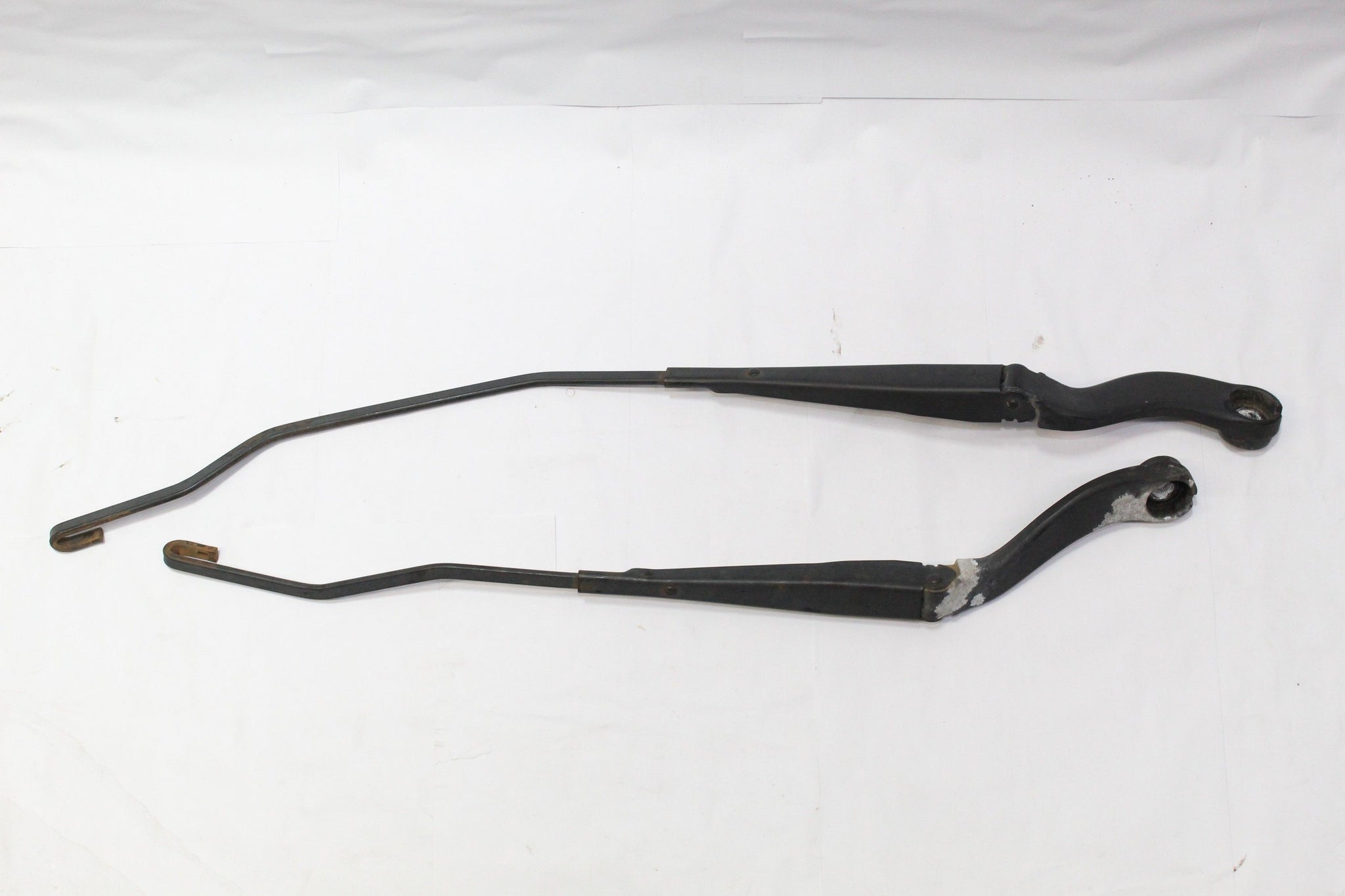 2015 FORD ECOSPORT Front Wiper Arm Pair and Rear Wiper Arm