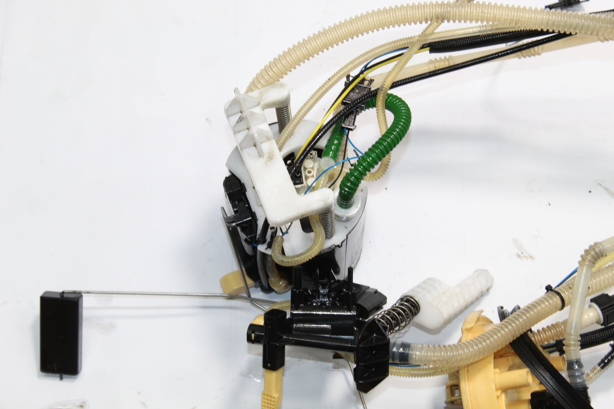 2011 RANGE ROVER VOGUE L322 4.4 Fuel Pump Sender unit WGC500081