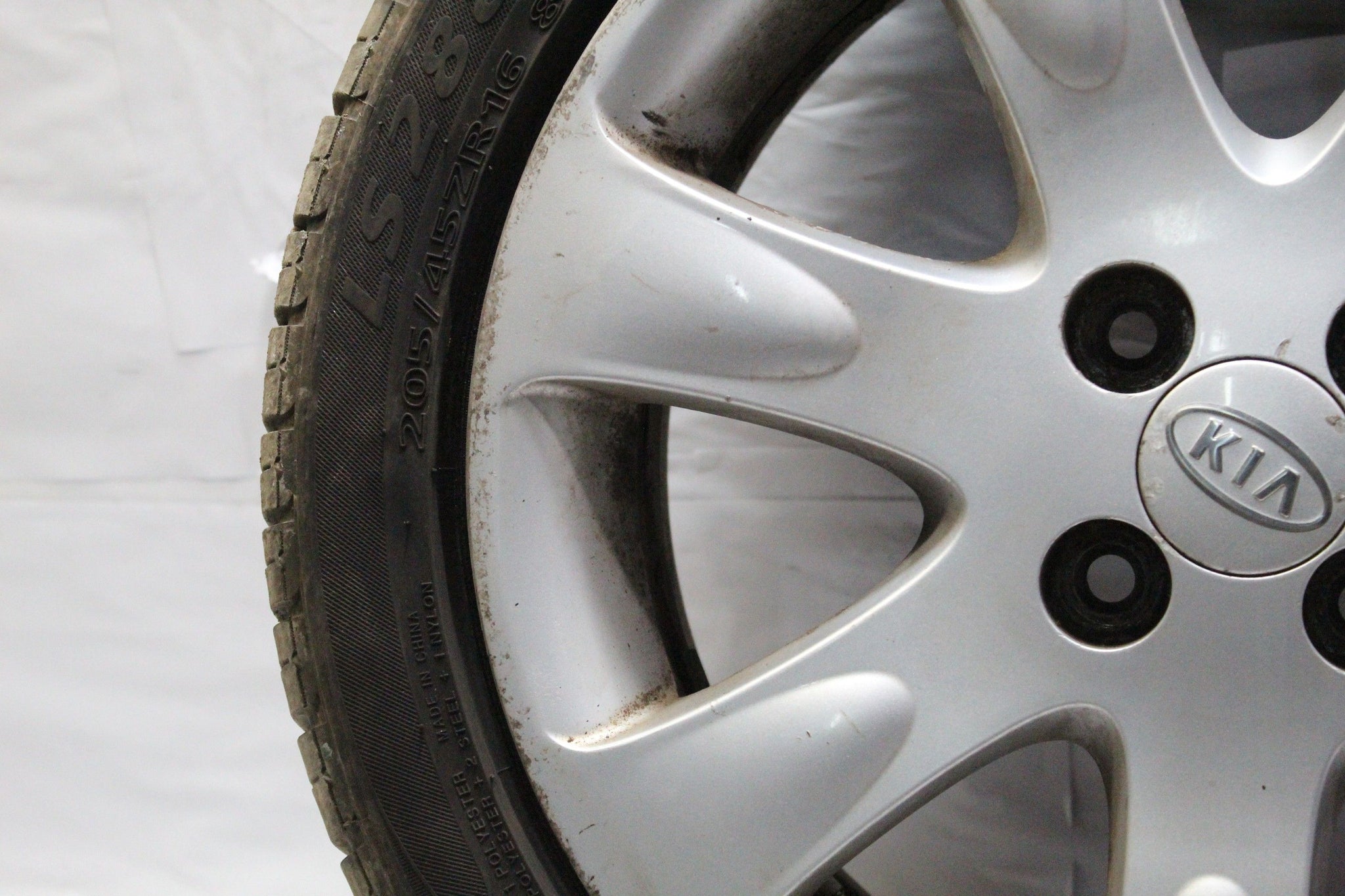 2009 KIA RIO Alloy Wheel with Tyre 205/45 R16 6.6MM