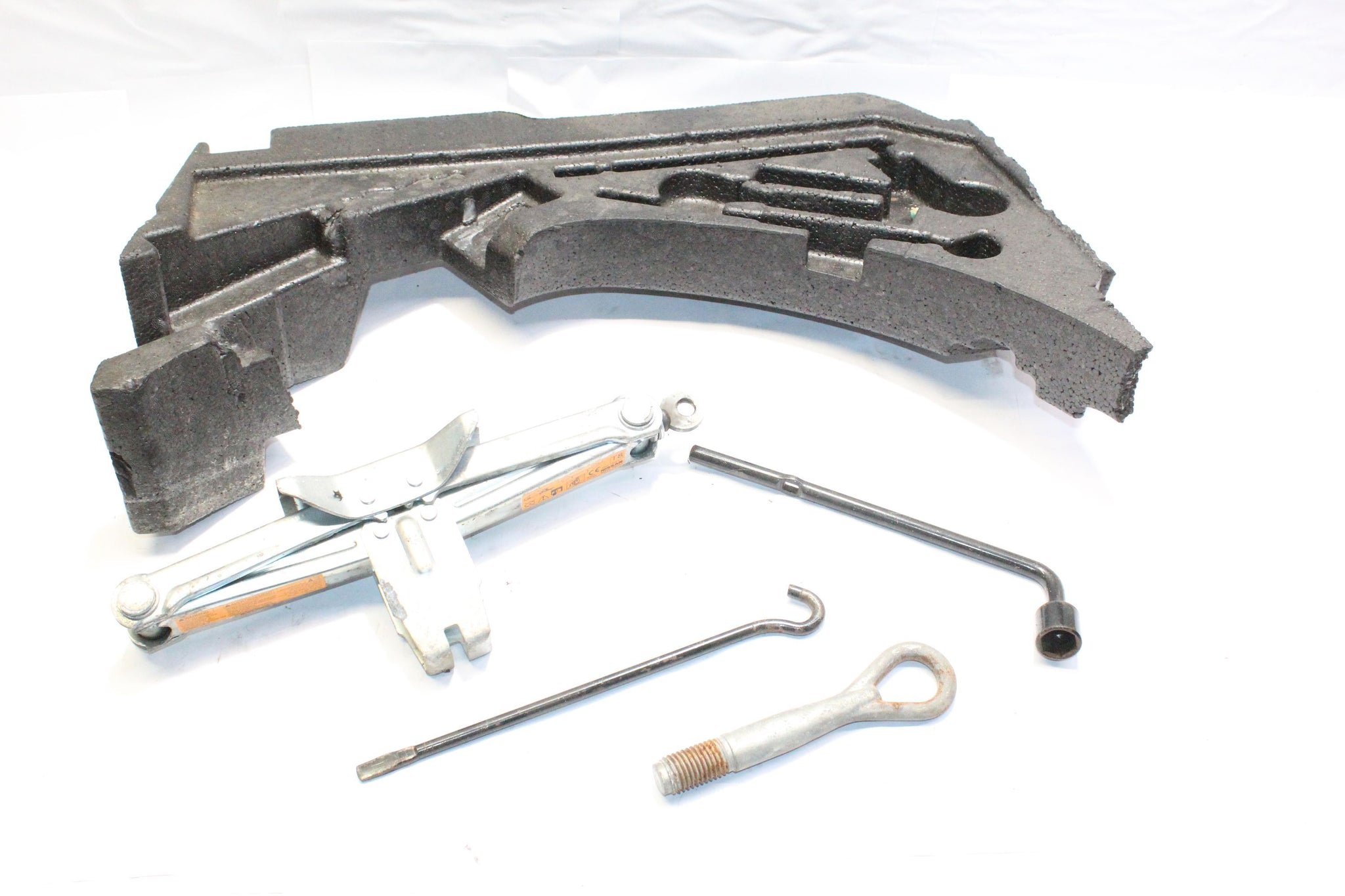 2009 NISSAN QASHQAI Car Jack Tool Kit Wheel Brace
