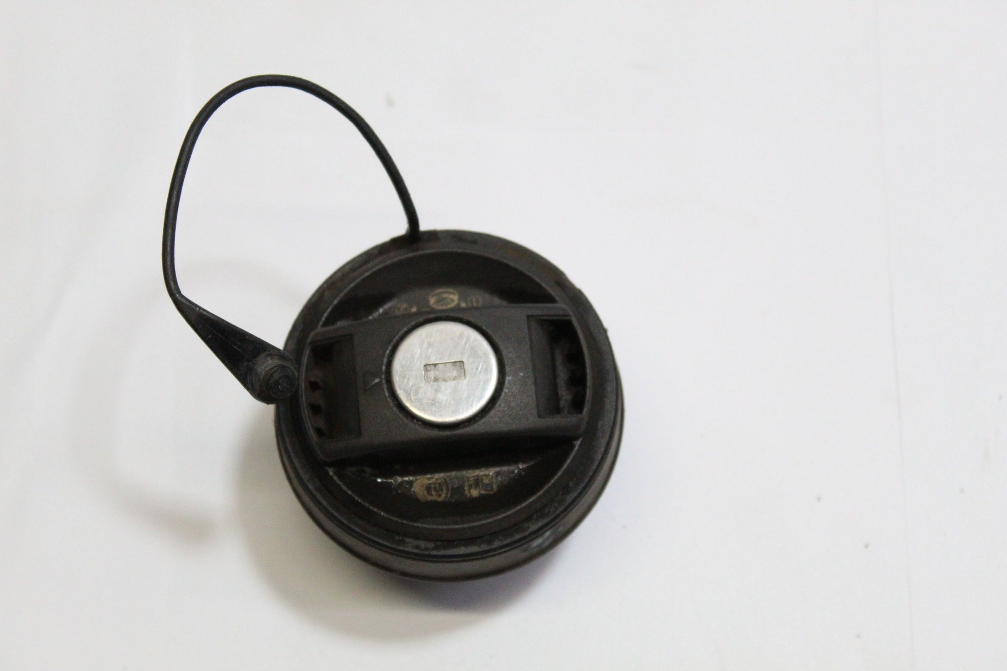 2011 PEUGEOT 107 1.0 Fuel Filler Cap