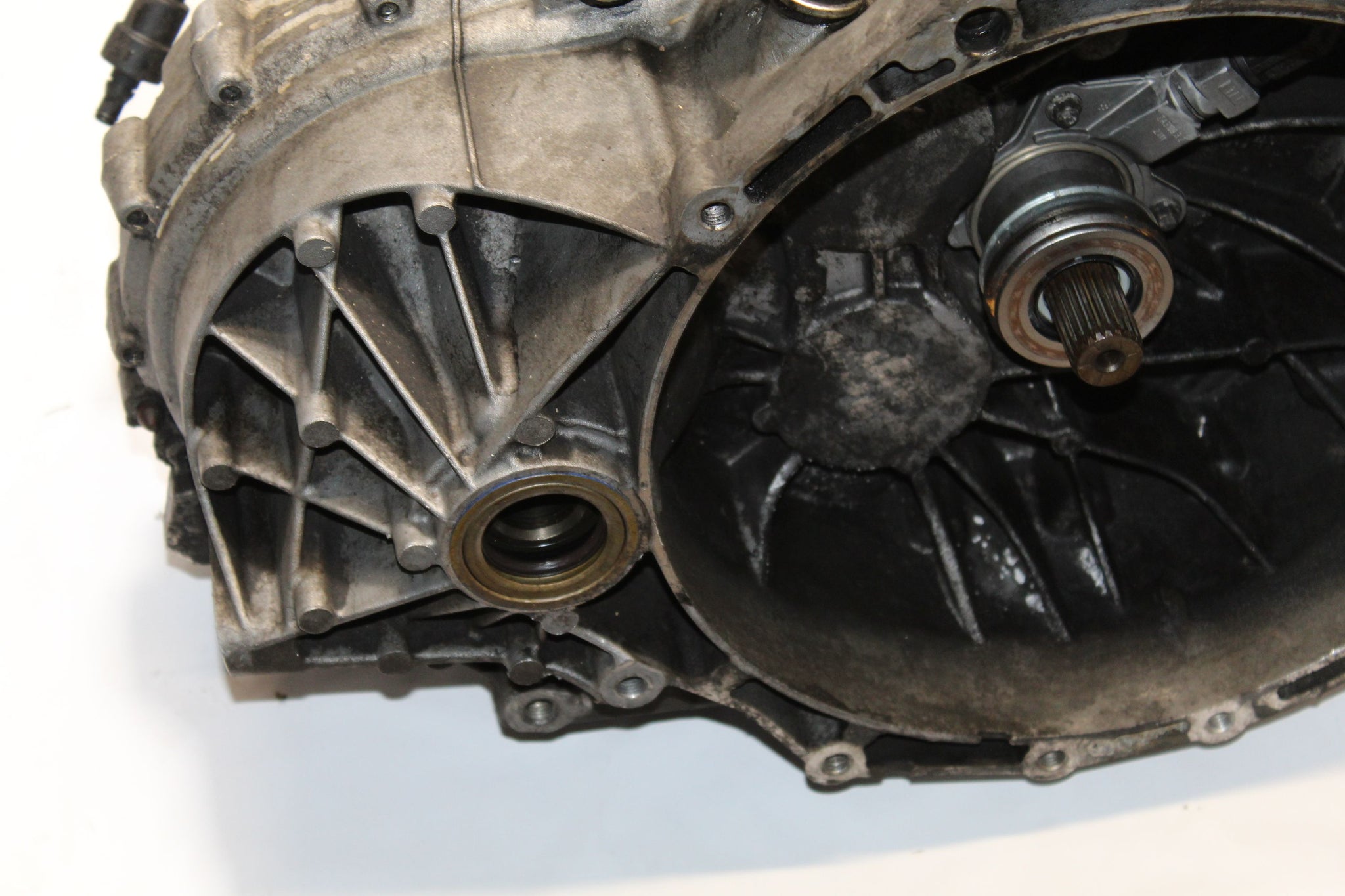 2016 FORD KUGA MK2 2.0 6 SPEED MANUAL GEARBOX F1DR-7F096-CCA