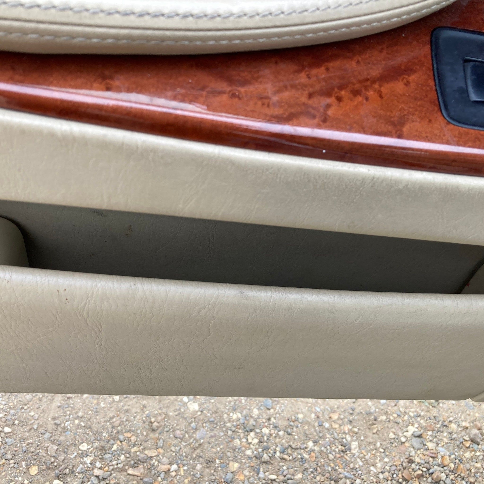 2007 LEXUS GS300 Passenger side Front Complete Door SILVER