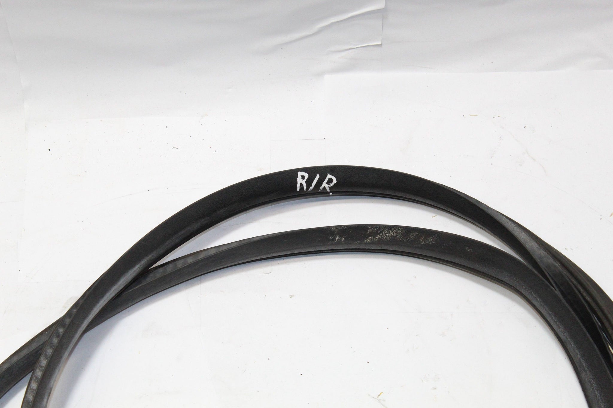 2011 PEUGEOT 107 Right side Rear Door Seal Rubber