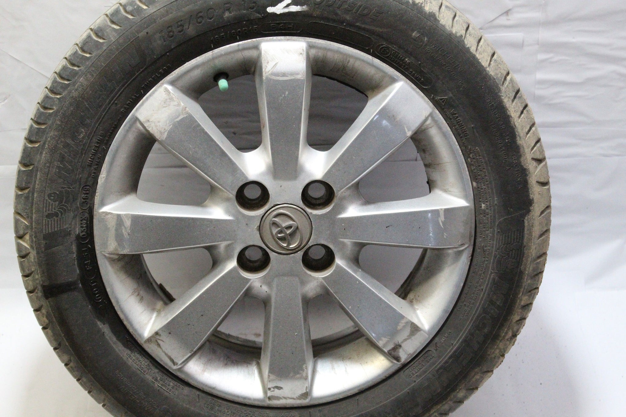 2011 TOYOTA YARIS Alloy Wheel with Tyre 185/60 R15 5.3MM