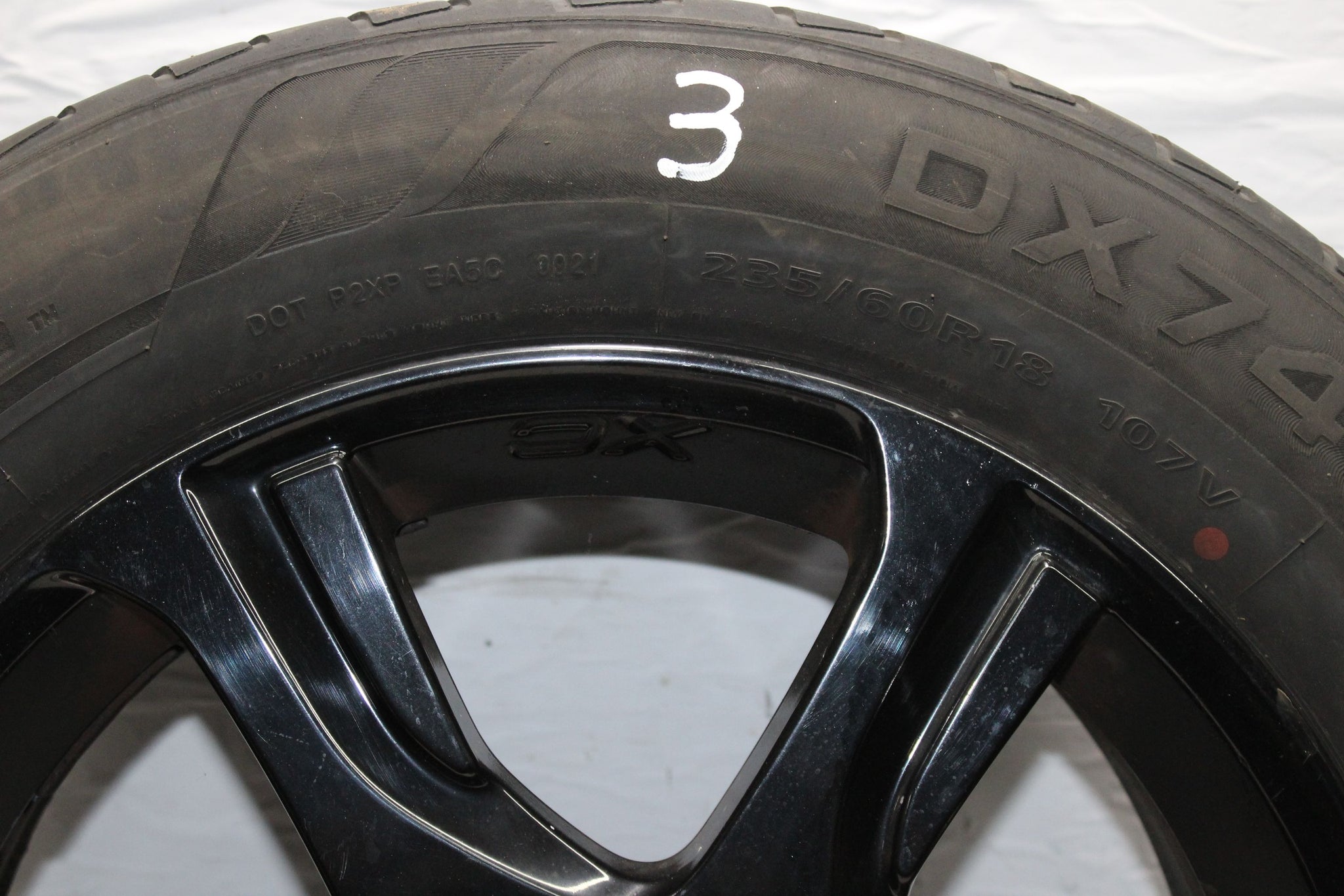 2012 VOLVO XC60 Alloy Wheel with Tyre 235 / 60 R18 3.3MM