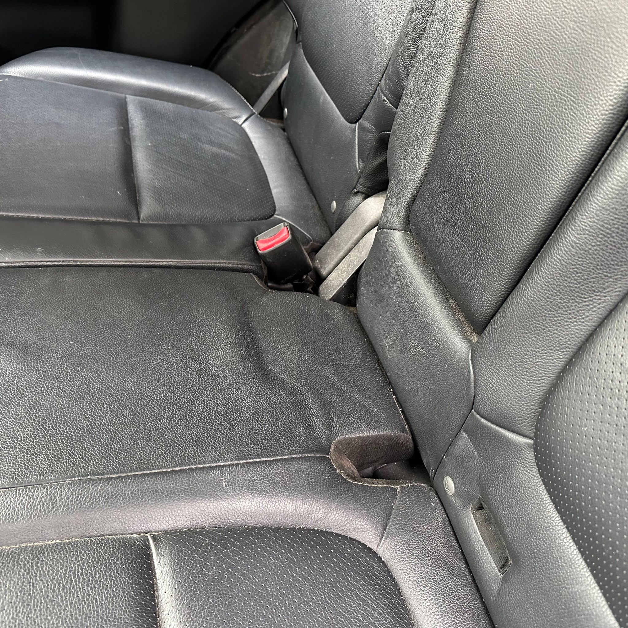 2014 MITSUBISHI OUTLANDER MK3 REAR SEATS