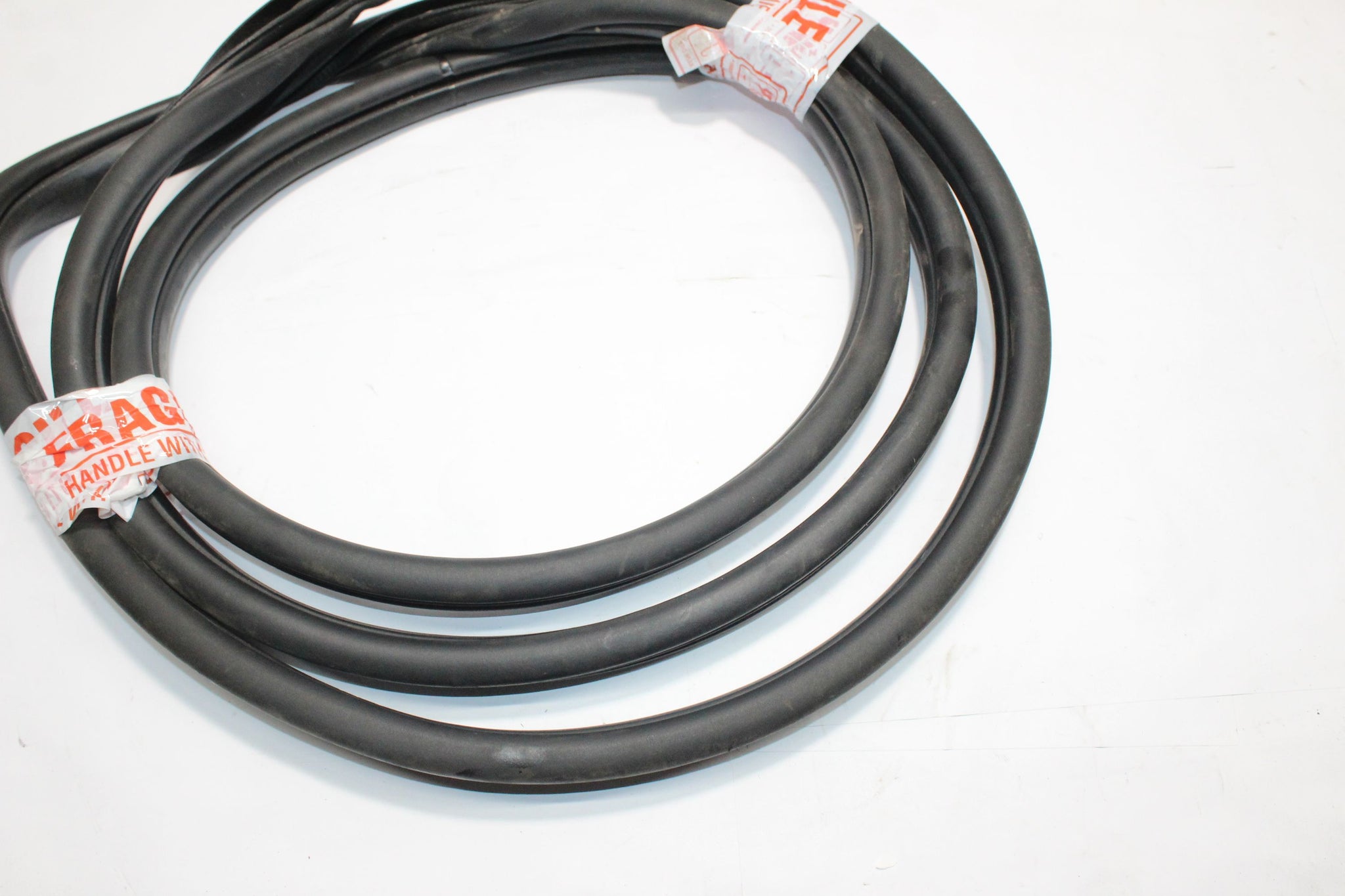 2014 KIA SPORTAGE DRIVER SIDE REAR DOOR RUBBER SEAL
