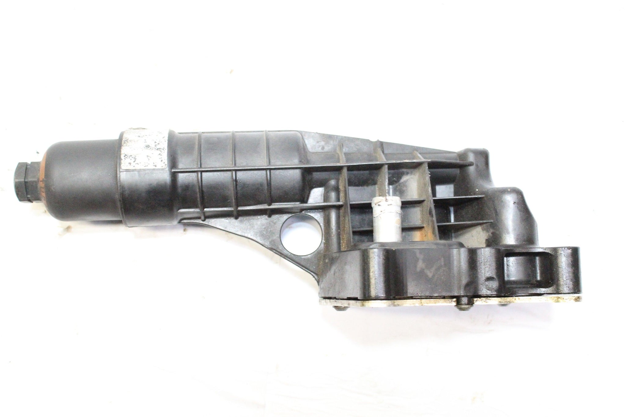 2011 Mercedes C Class W204 1.8 Petrol Oil Filter Housing A2711801210