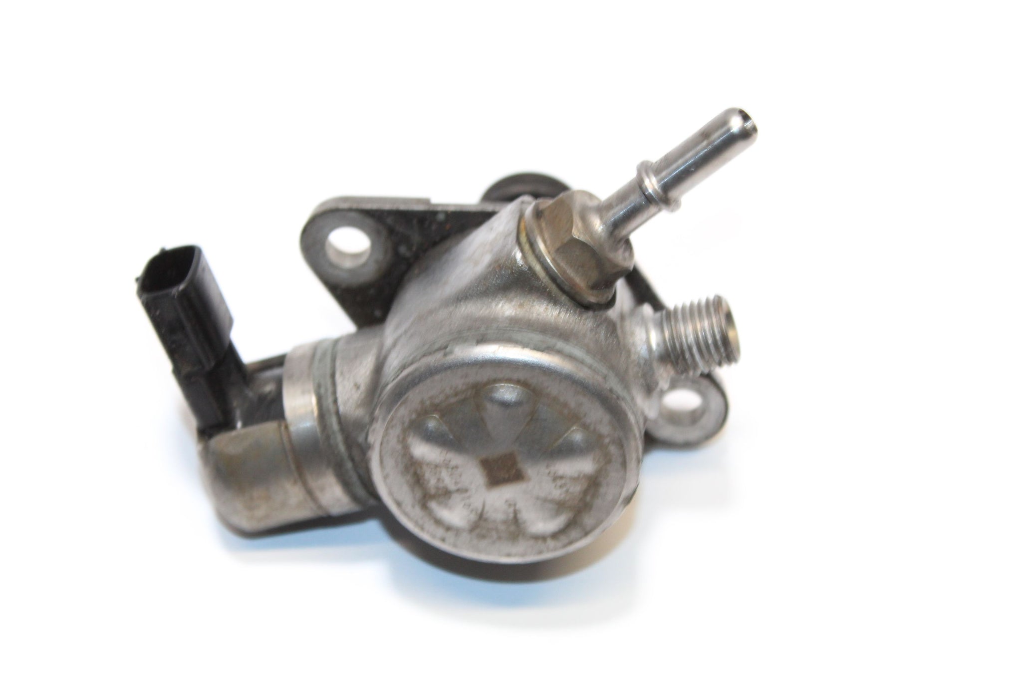 2014 NISSAN JUKE F15 1.2 Petrol High Pressure Fuel Pump 166304016R