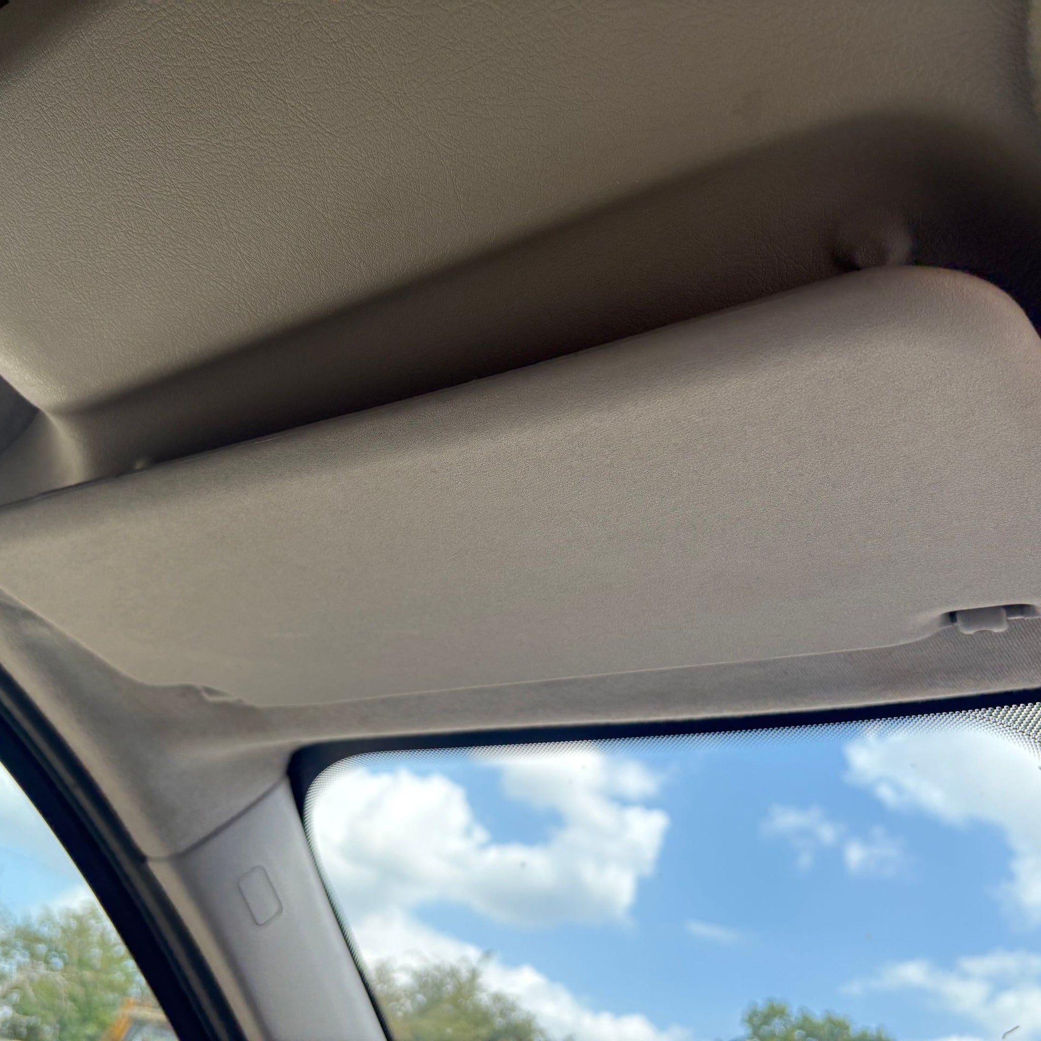 2011 CITROEN DISPATCH LEFT SIDE SUN VISOR