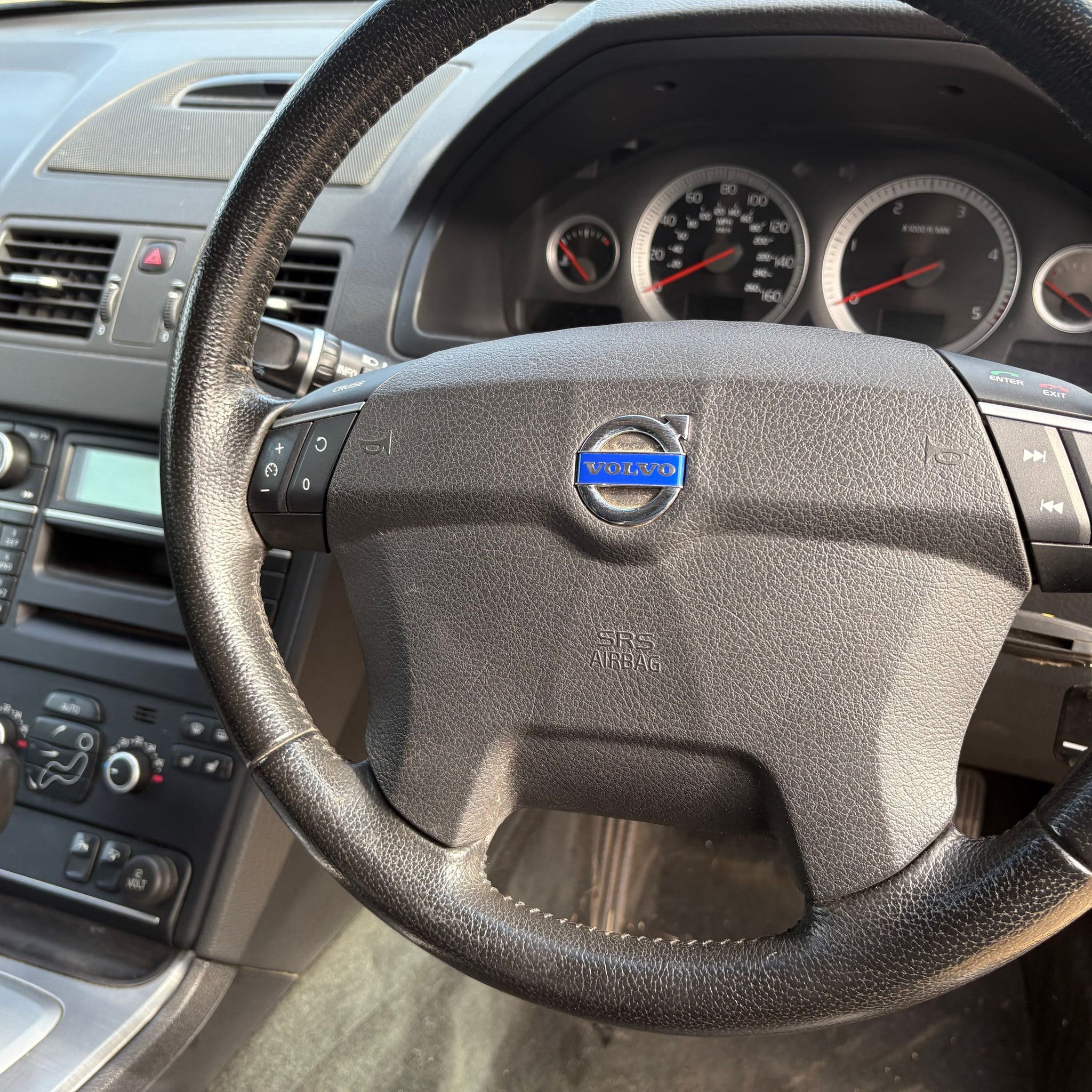2010 VOLVO XC90 AIRBAG KIT FRONT SEAT BELTS